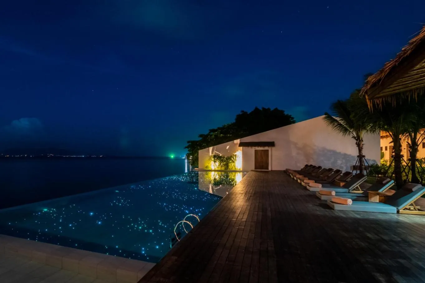 Night in The Flow Samui Beach Resort