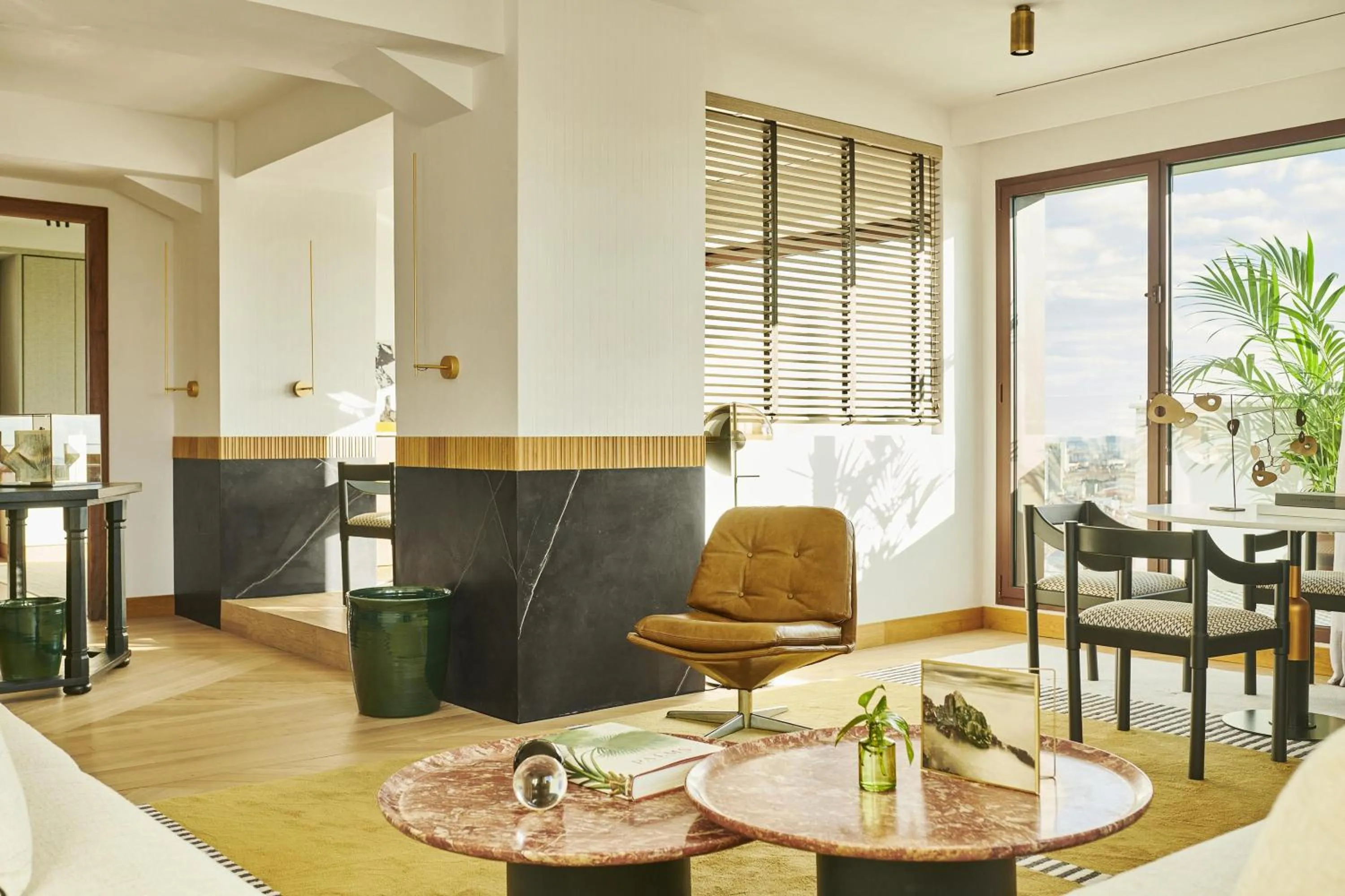 Living room in Thompson Madrid, by Hyatt