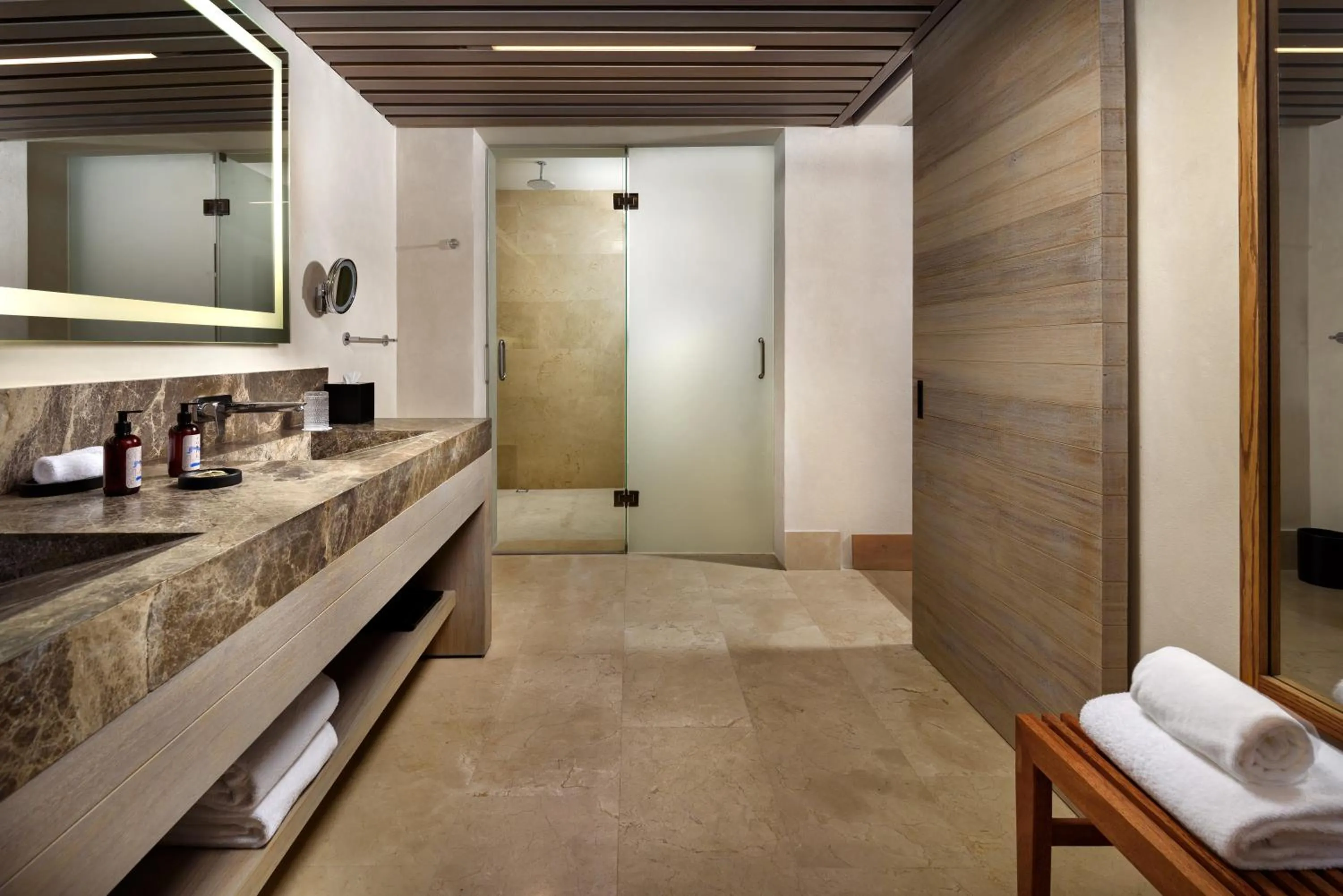 Bathroom in NUMU Boutique Hotel, The Unbound Collection by Hyatt