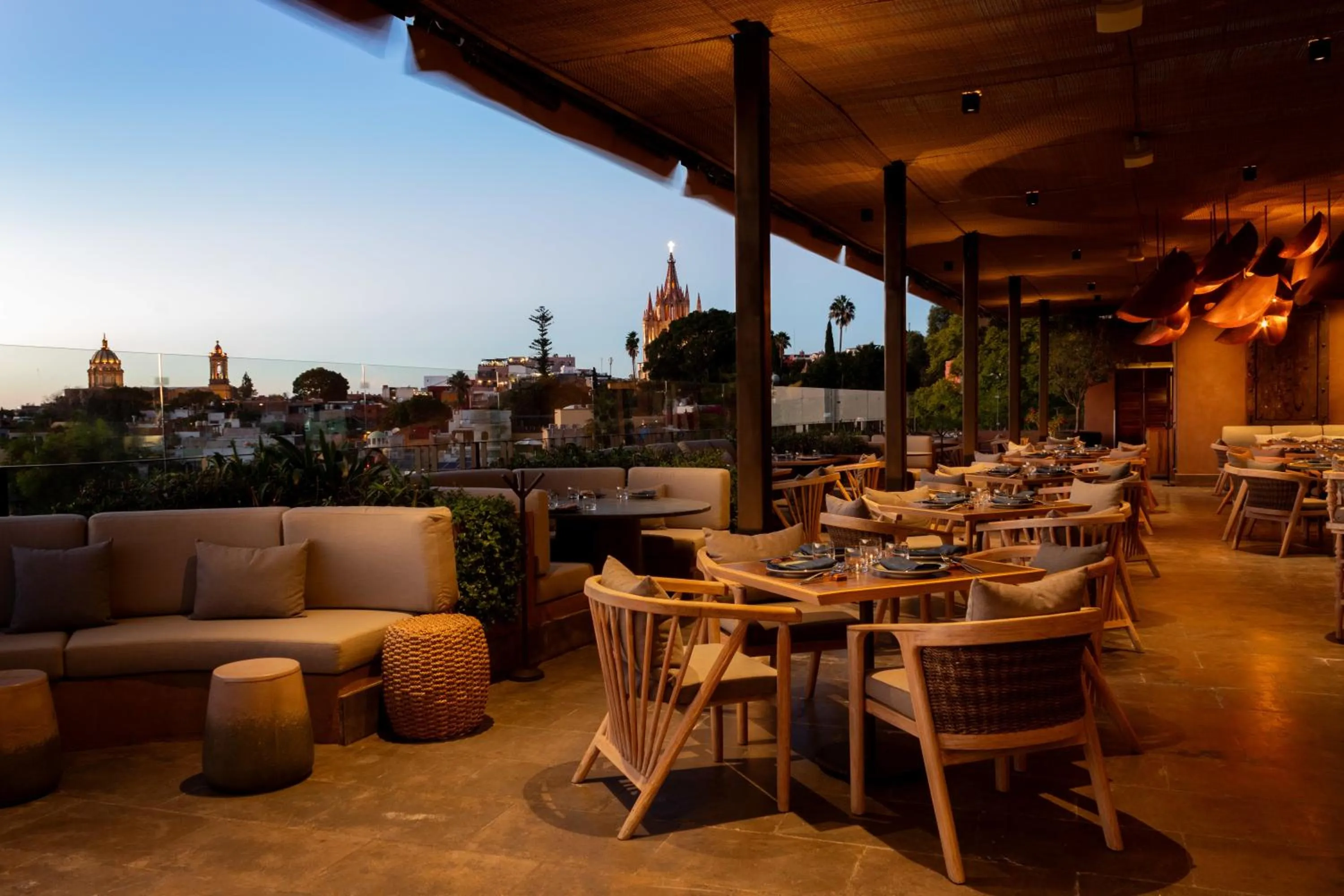 Restaurant/places to eat in NUMU Boutique Hotel, The Unbound Collection by Hyatt