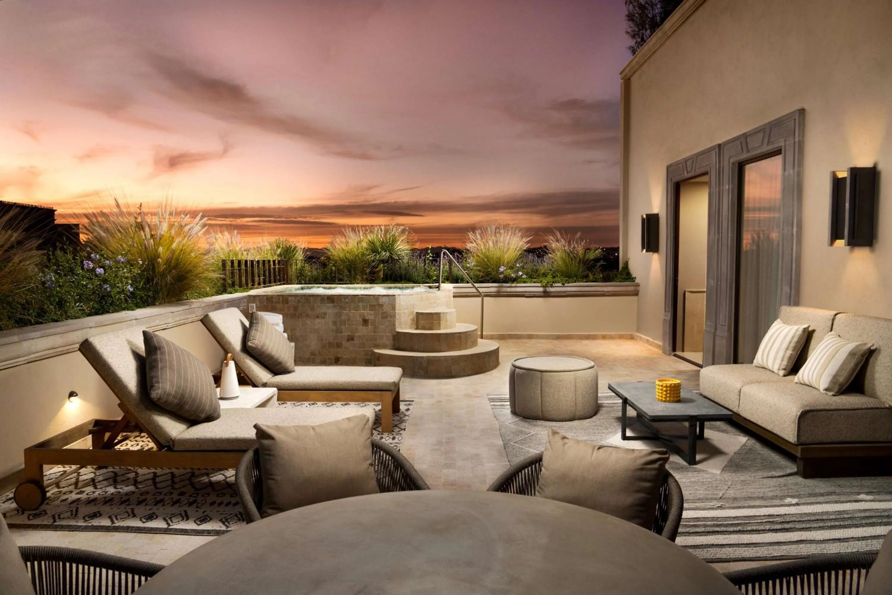 Photo of the whole room in NUMU Boutique Hotel, The Unbound Collection by Hyatt