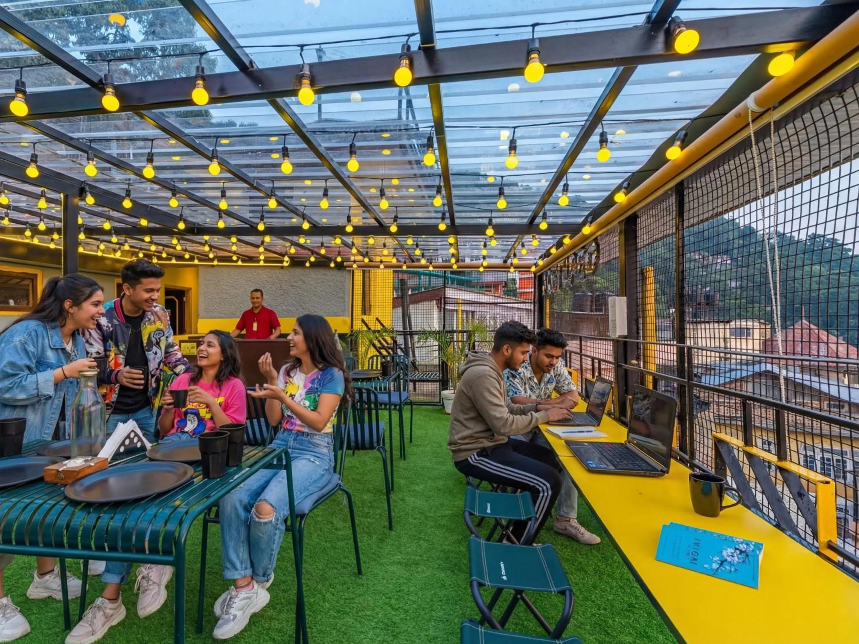 Balcony/Terrace in The Hosteller Shimla