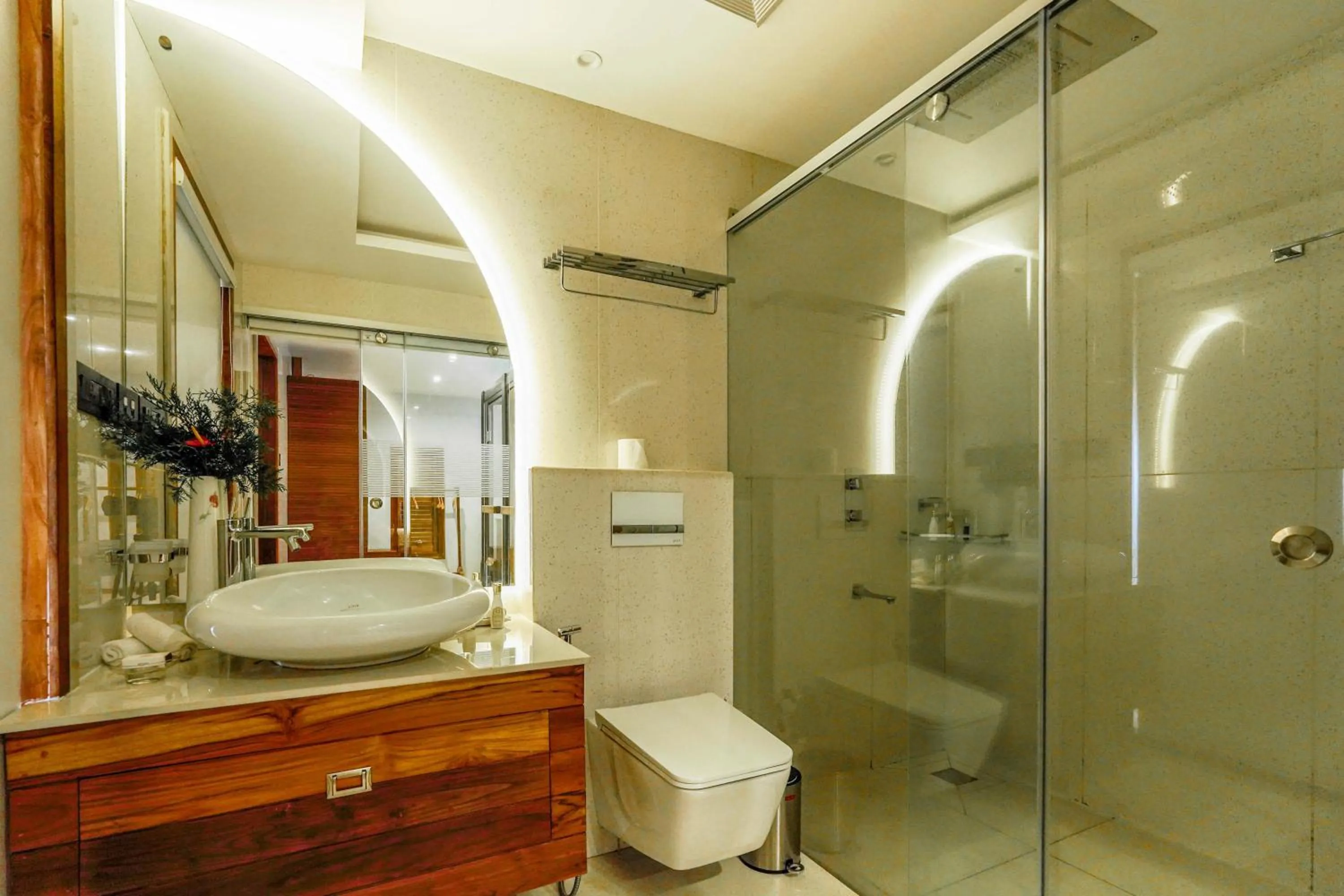 Bathroom in Chandys Drizzle Drops - Munnar Top Station