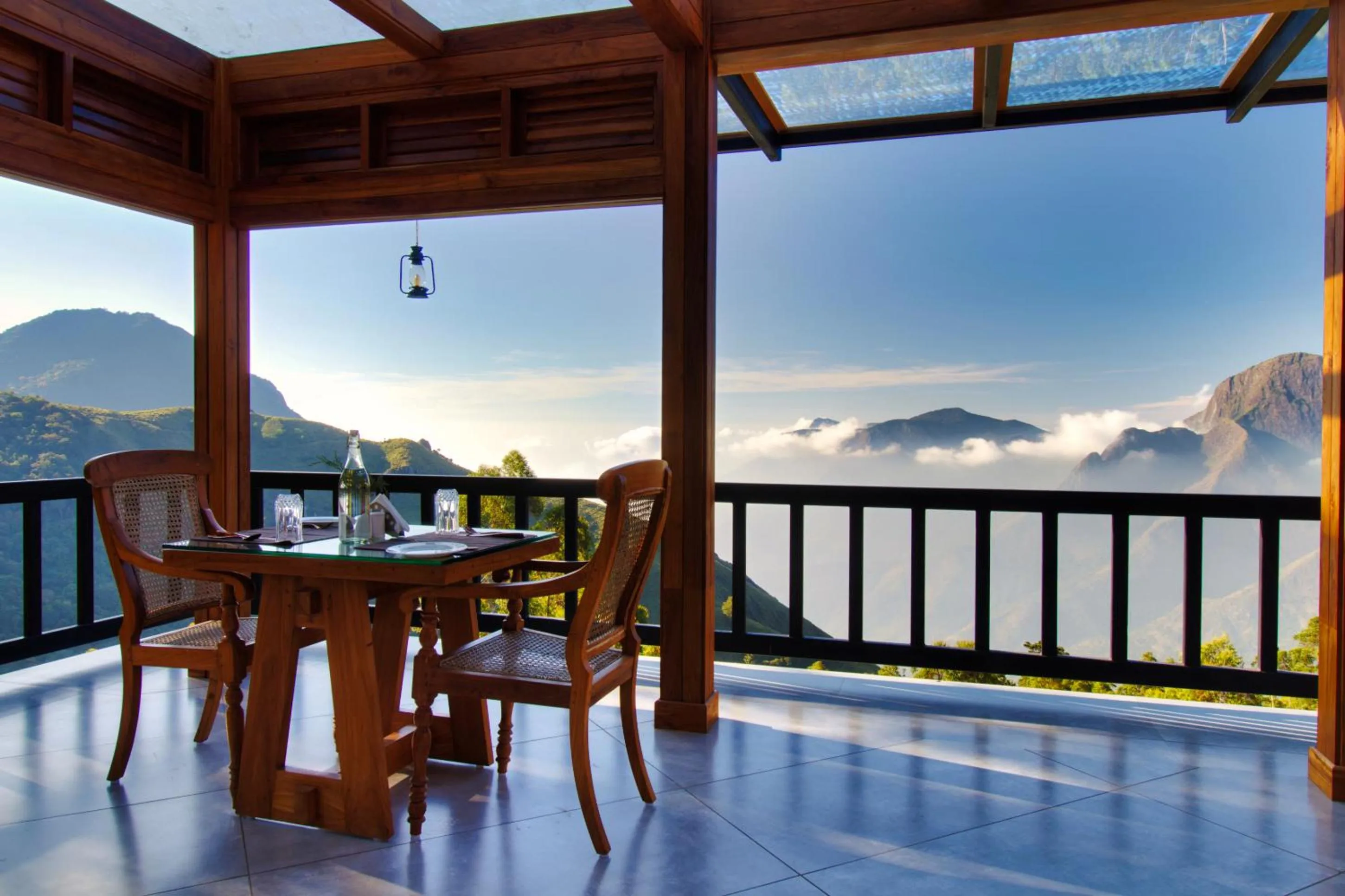 Restaurant/places to eat in Chandys Drizzle Drops - Munnar Top Station