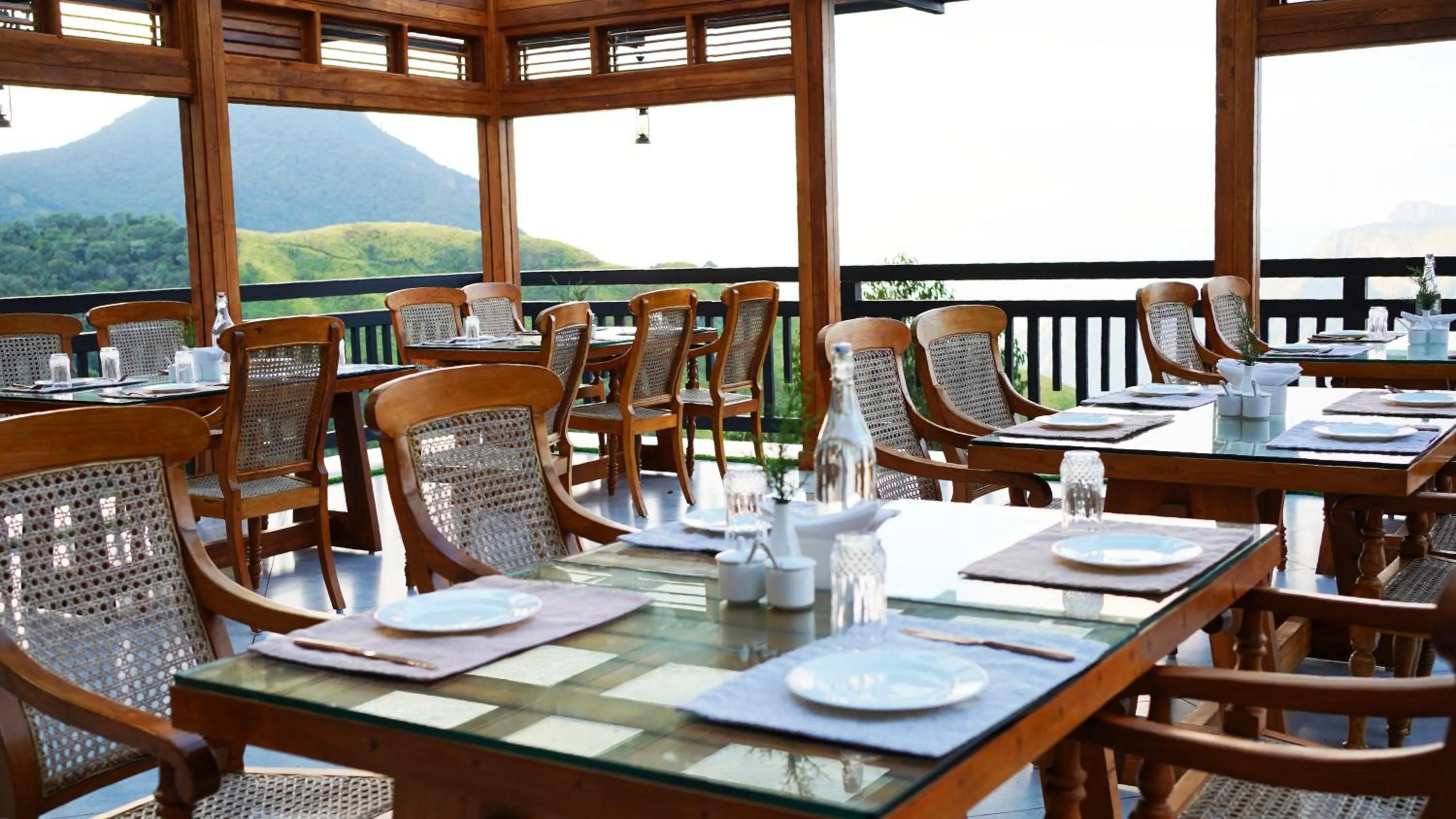 Restaurant/places to eat in Chandys Drizzle Drops - Munnar Top Station