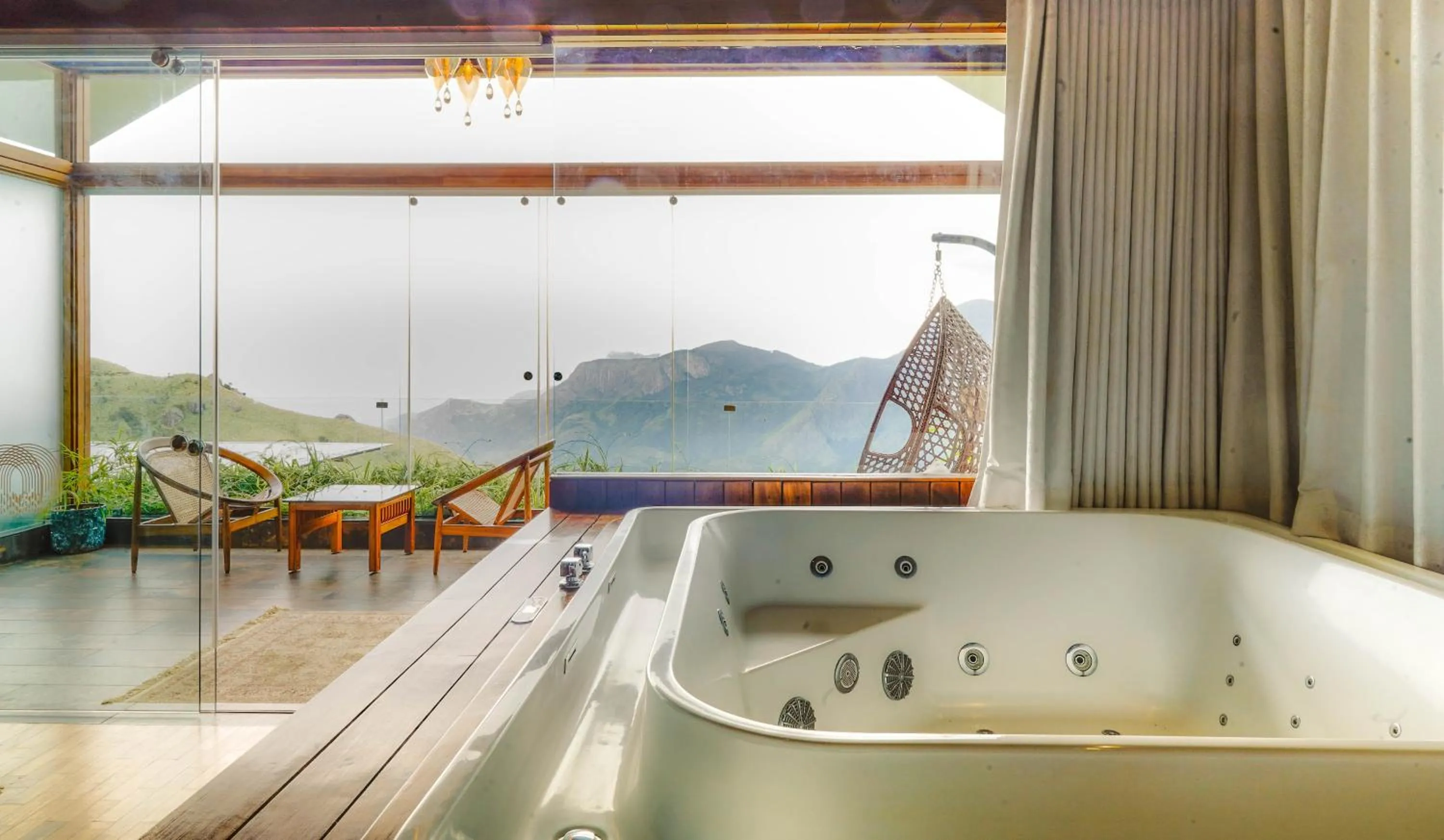 Bathroom in Chandys Drizzle Drops - Munnar Top Station