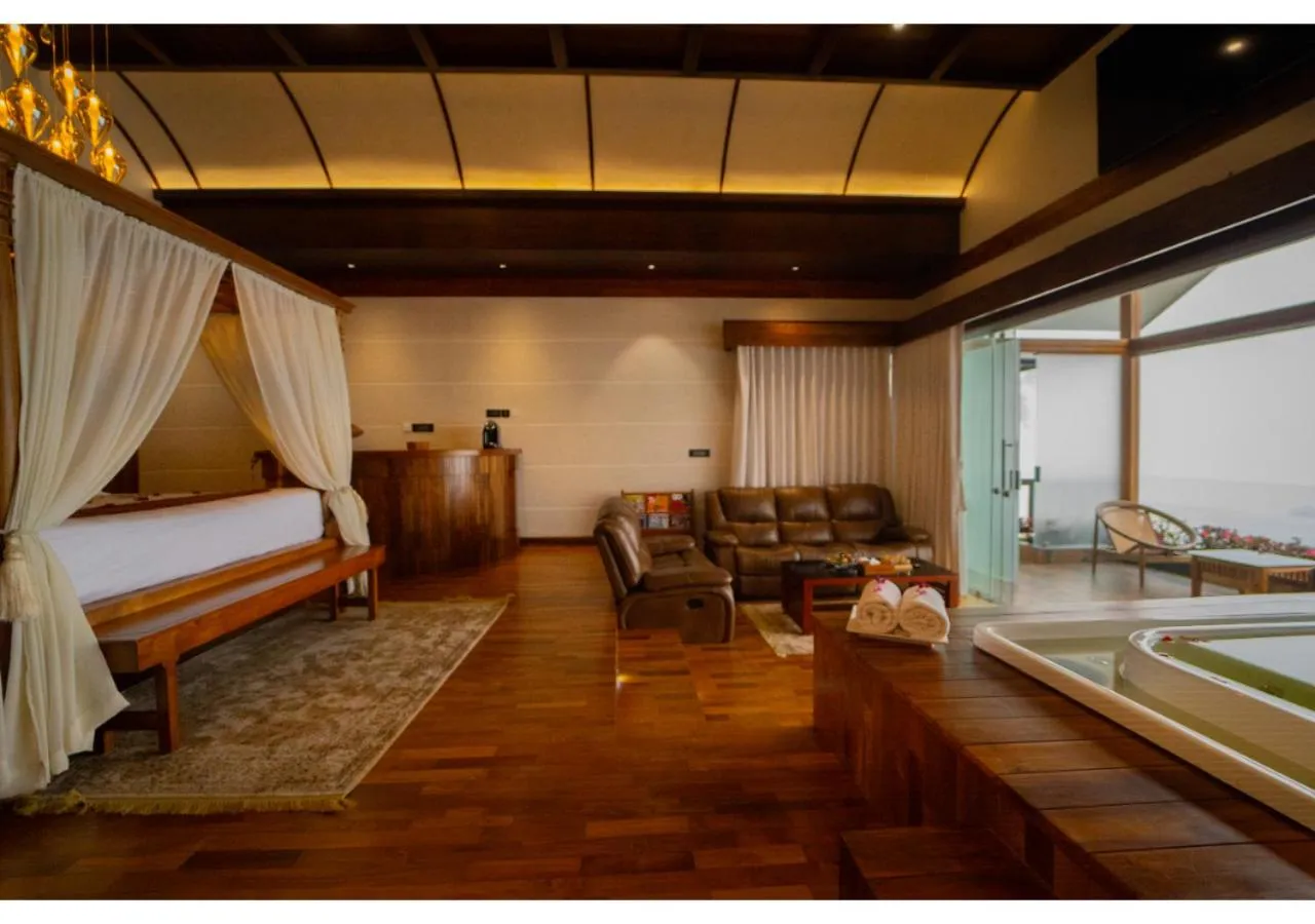 Shower, Bed in Chandys Drizzle Drops - Munnar Top Station