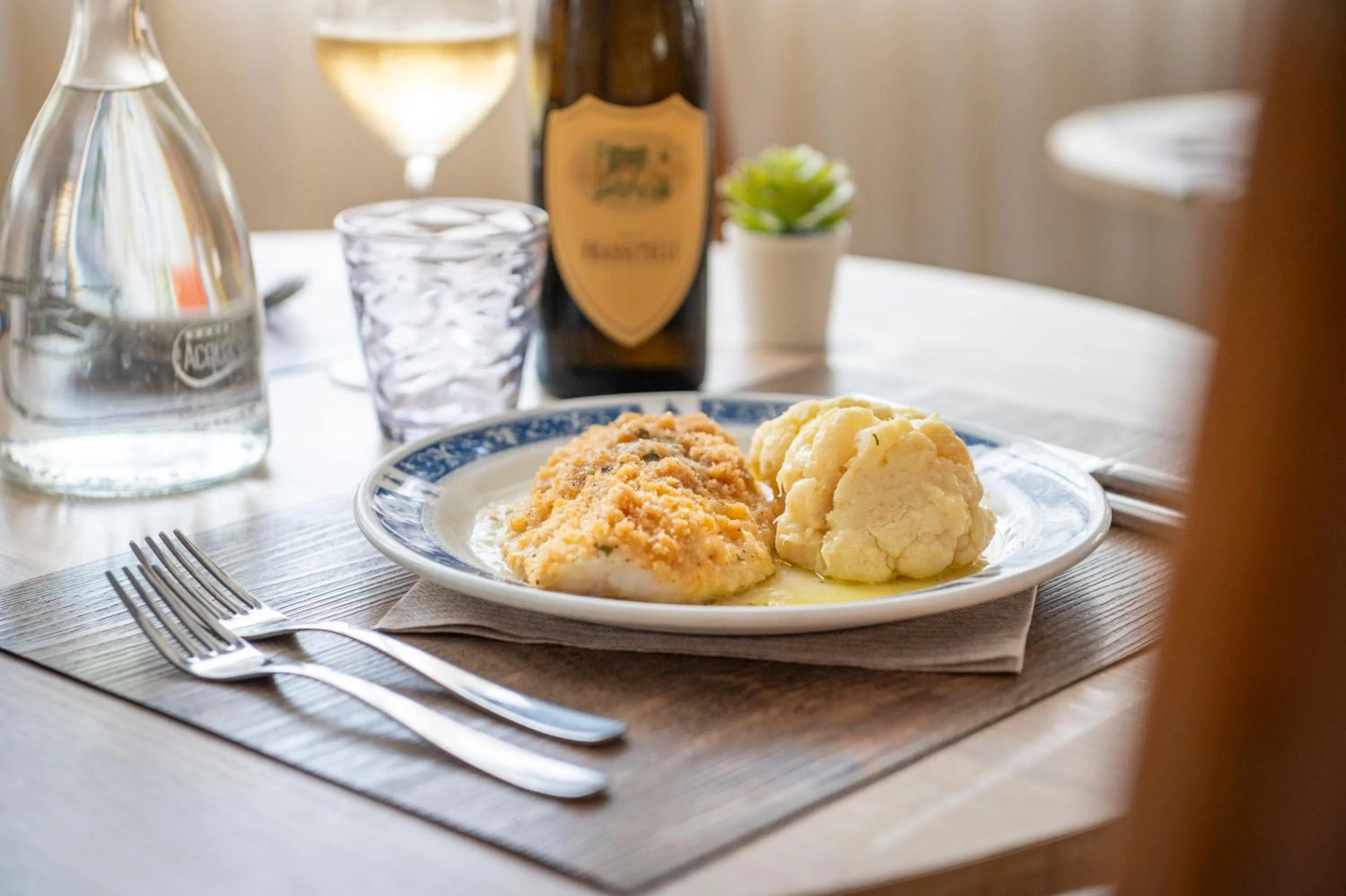 Restaurant/places to eat in Hotel Terme Don Pepe