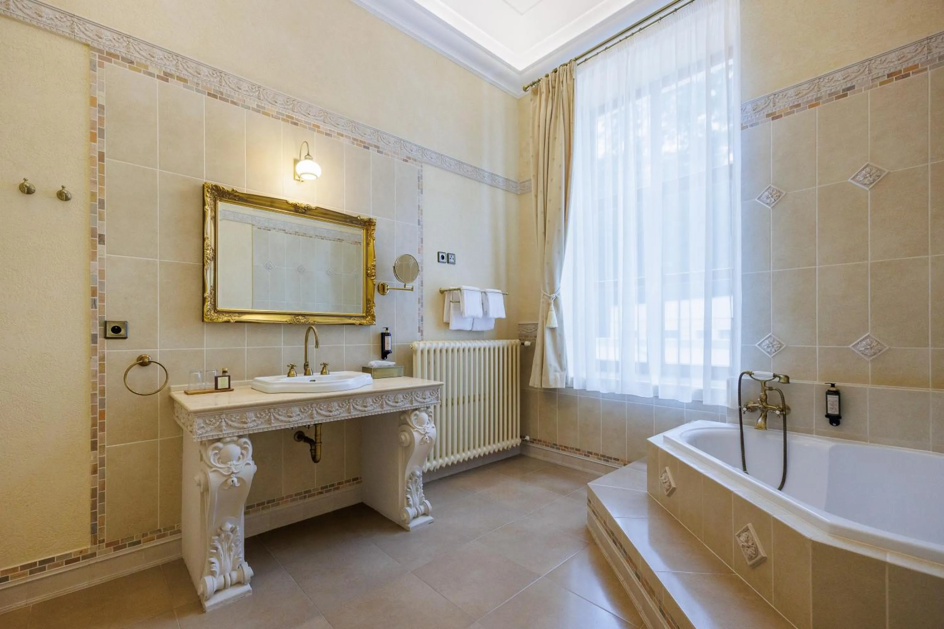 Bathroom in Hotel Château Cihelny