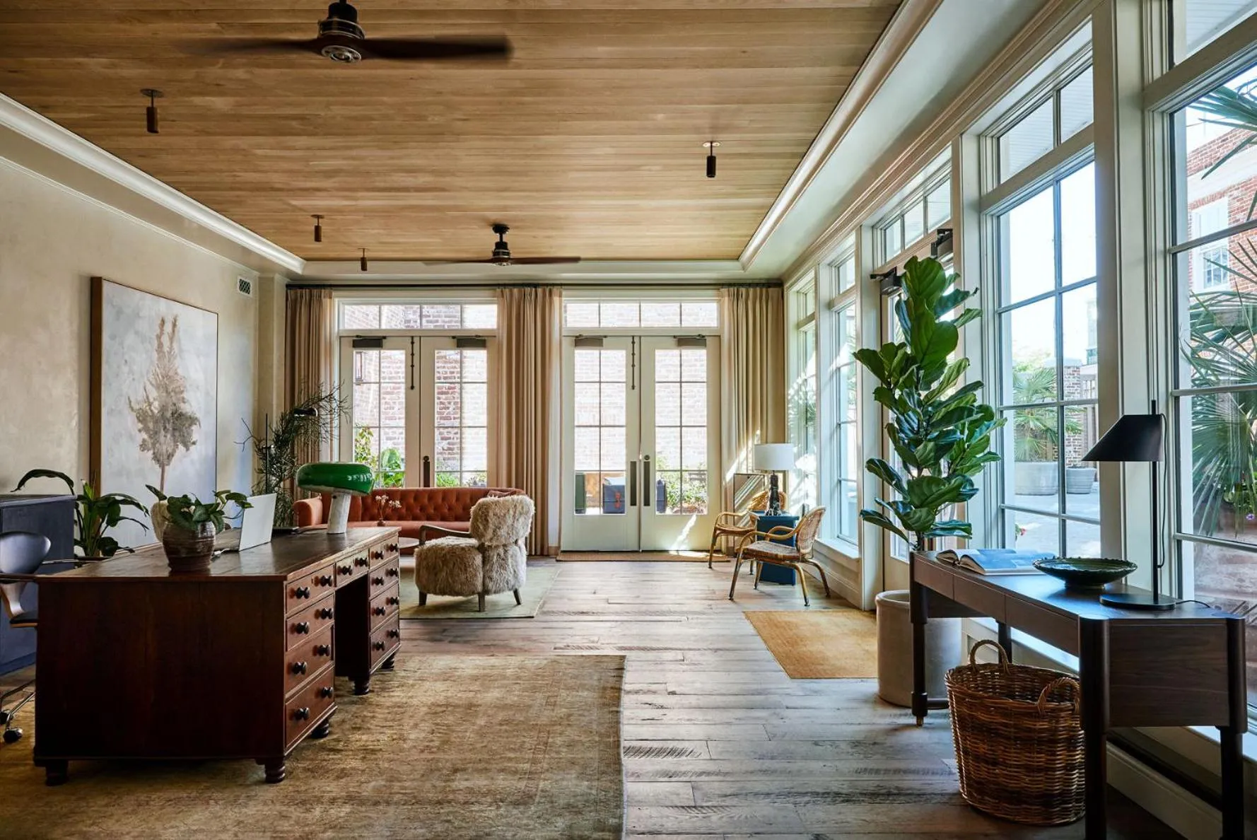 Lobby or reception in The Pinch Charleston