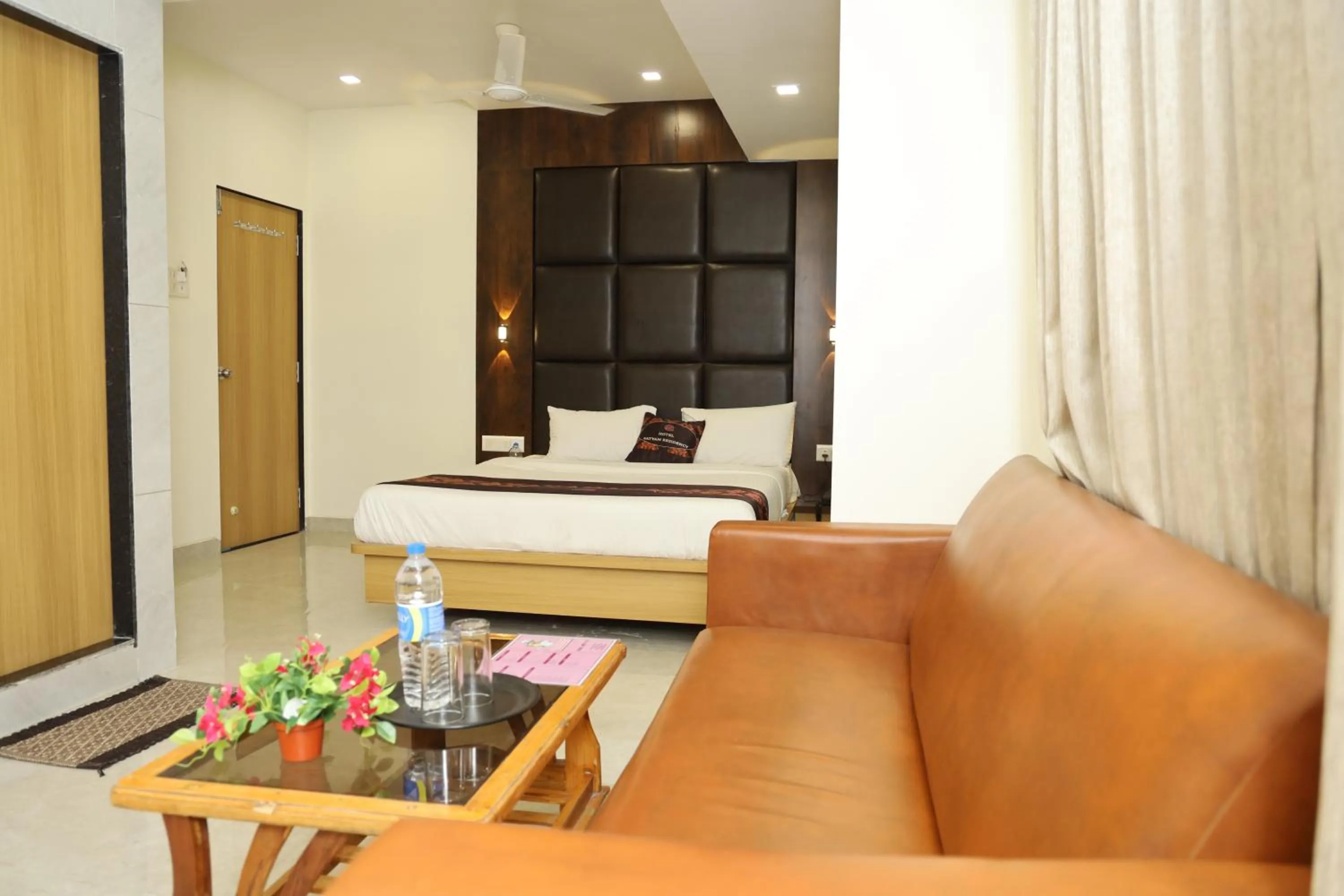 TV and multimedia in Hotel Satyam Residency