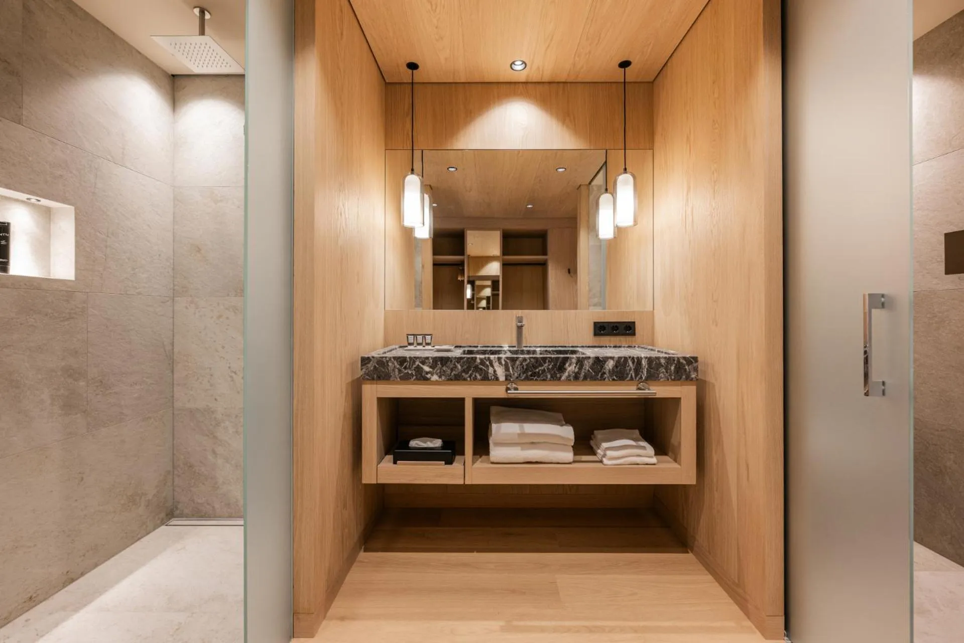 Shower in Hotel Therme Meran - Terme Merano