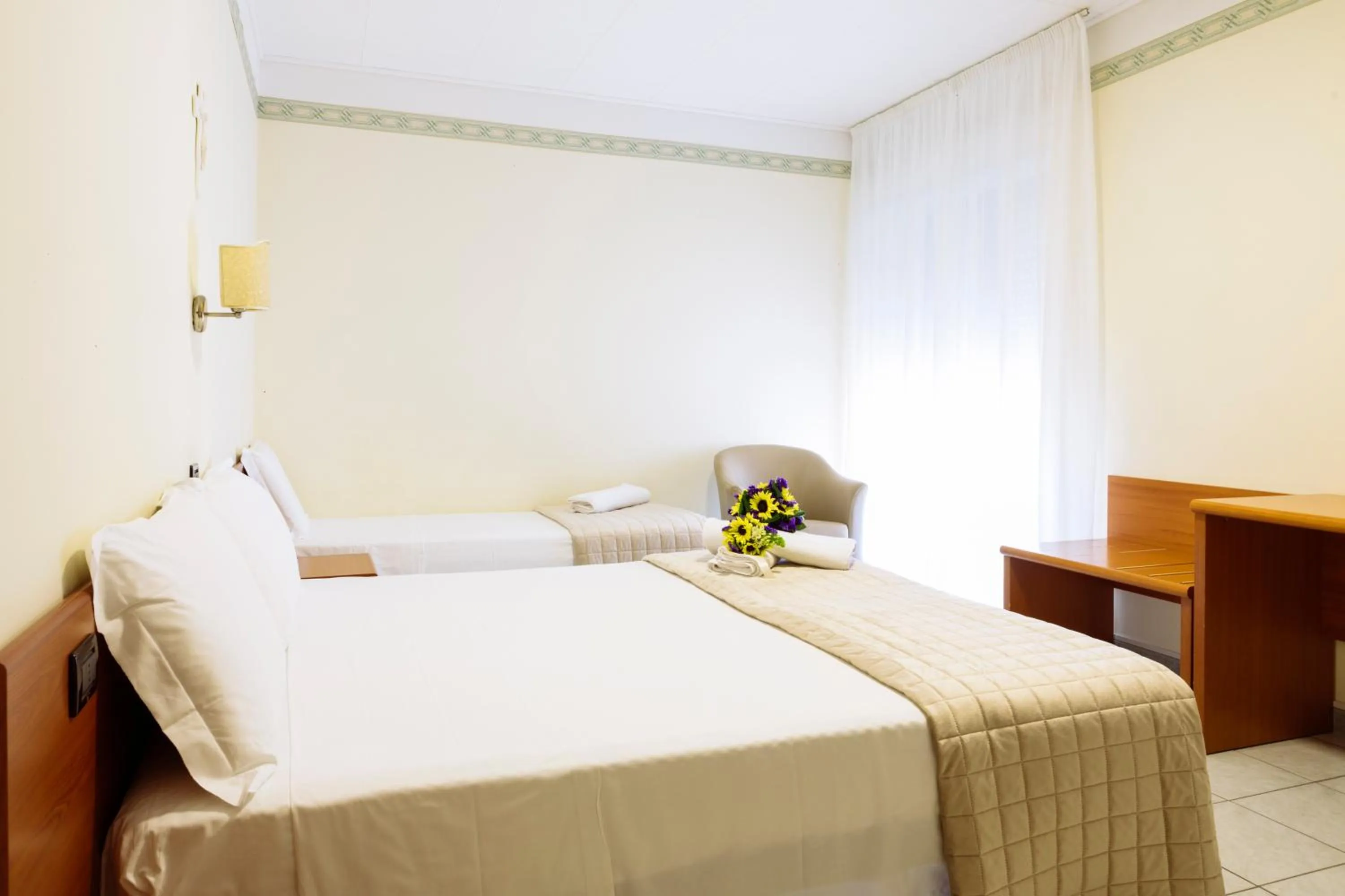 Bed in Hotel Leon - Ristorante Al Cavallino Rosso