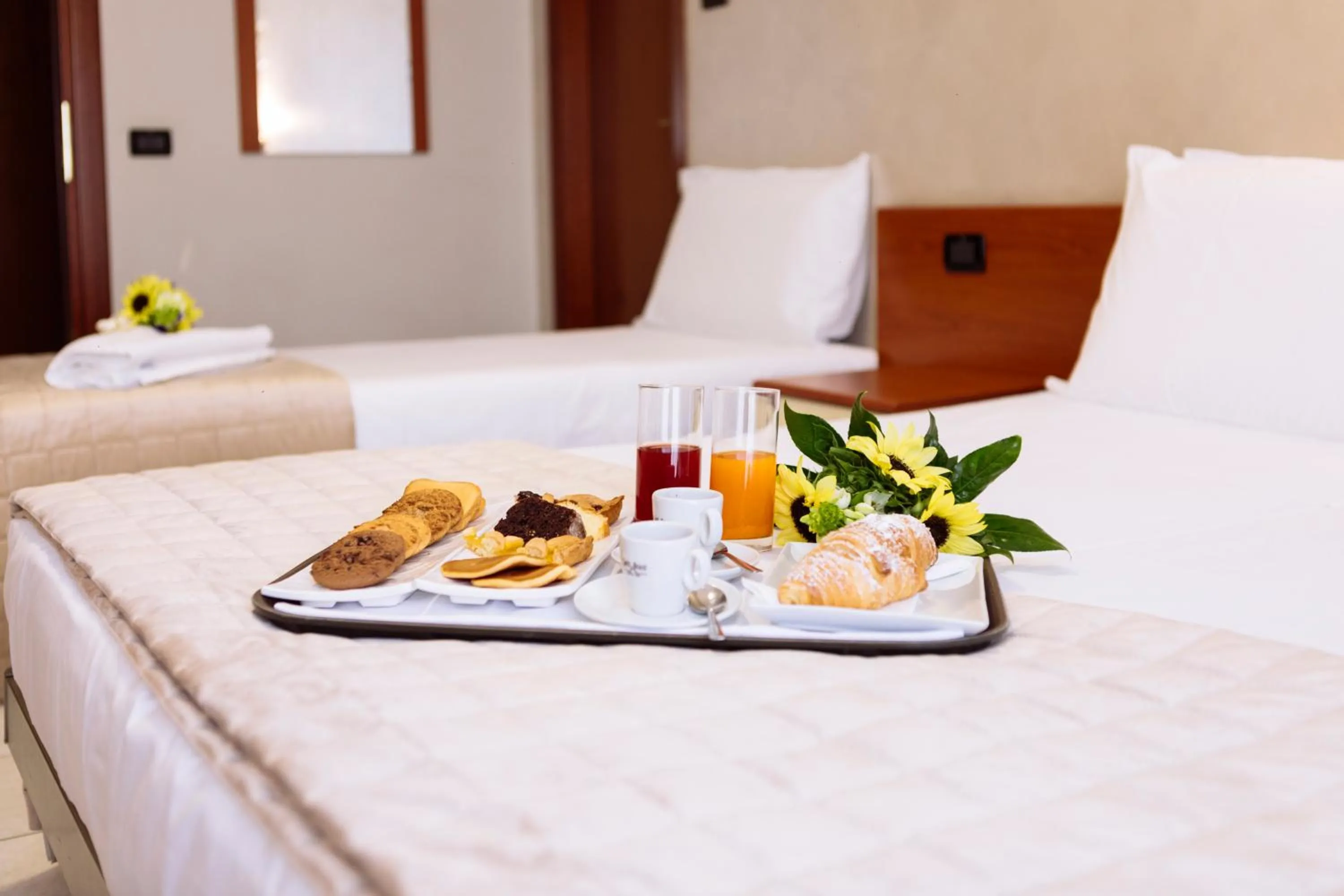 Bed in Hotel Leon - Ristorante Al Cavallino Rosso