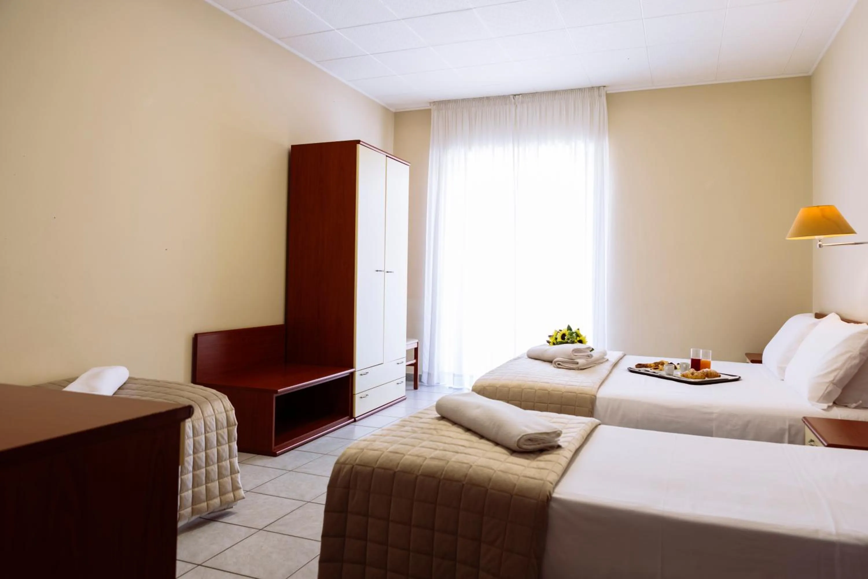 Bed in Hotel Leon - Ristorante Al Cavallino Rosso
