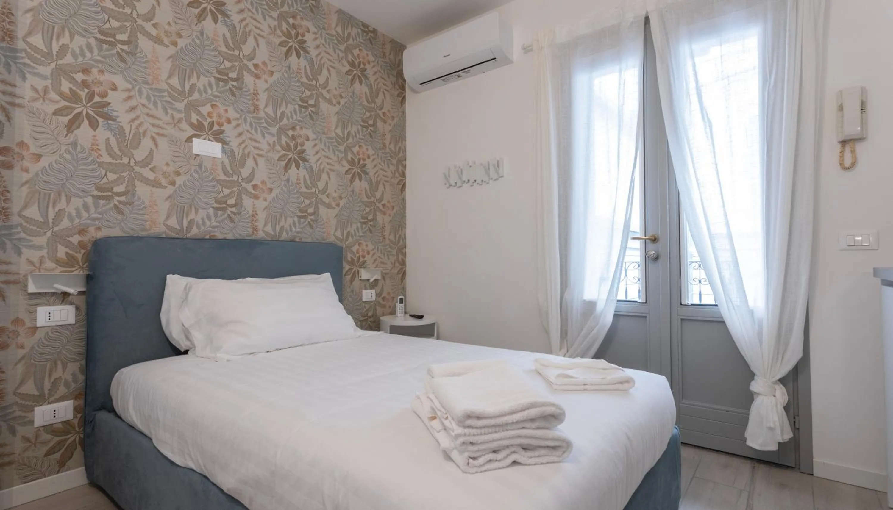 Studio Apartment in Italianway - The B Village Superior