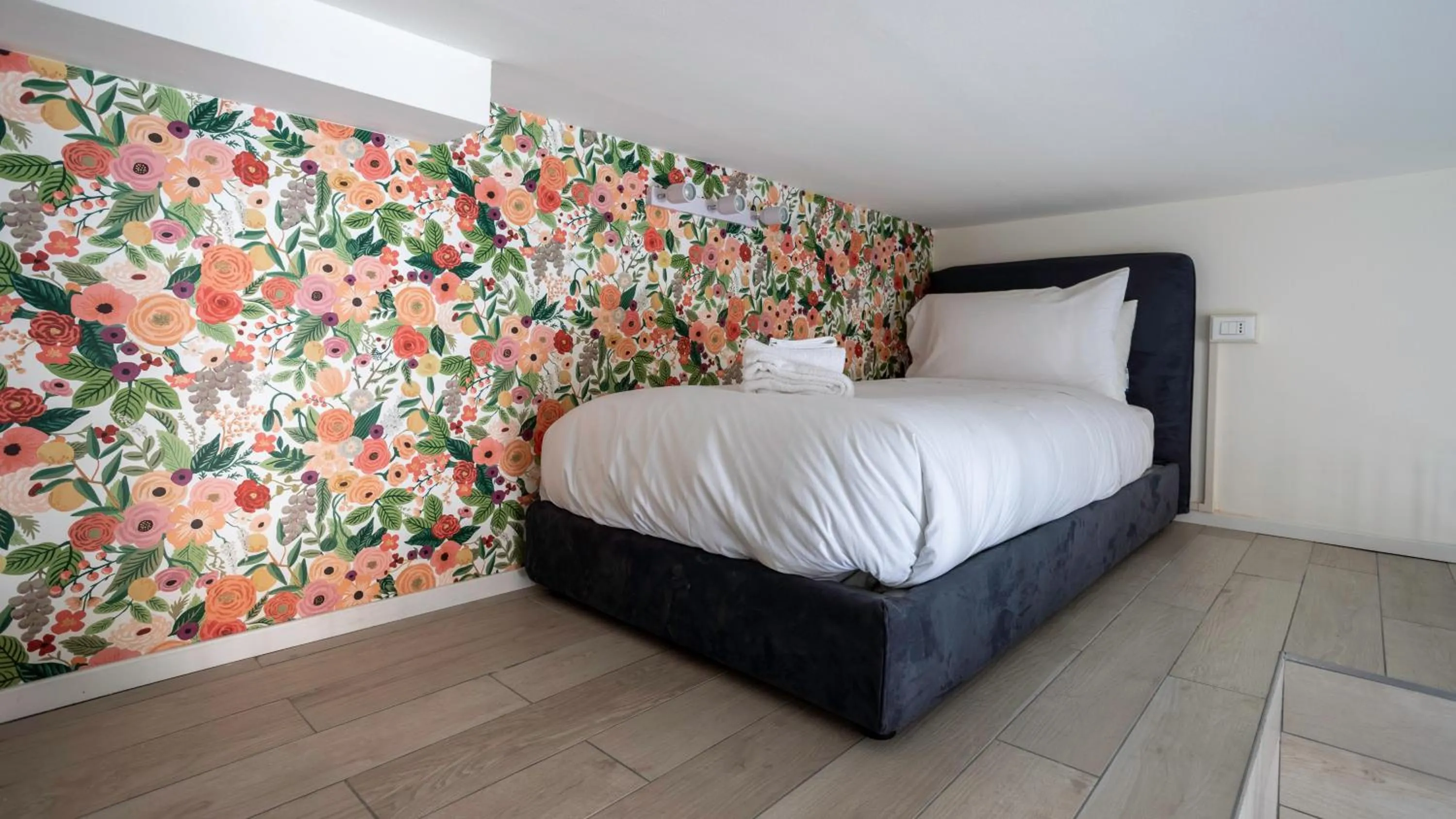 Bed in Italianway - The B Village Business