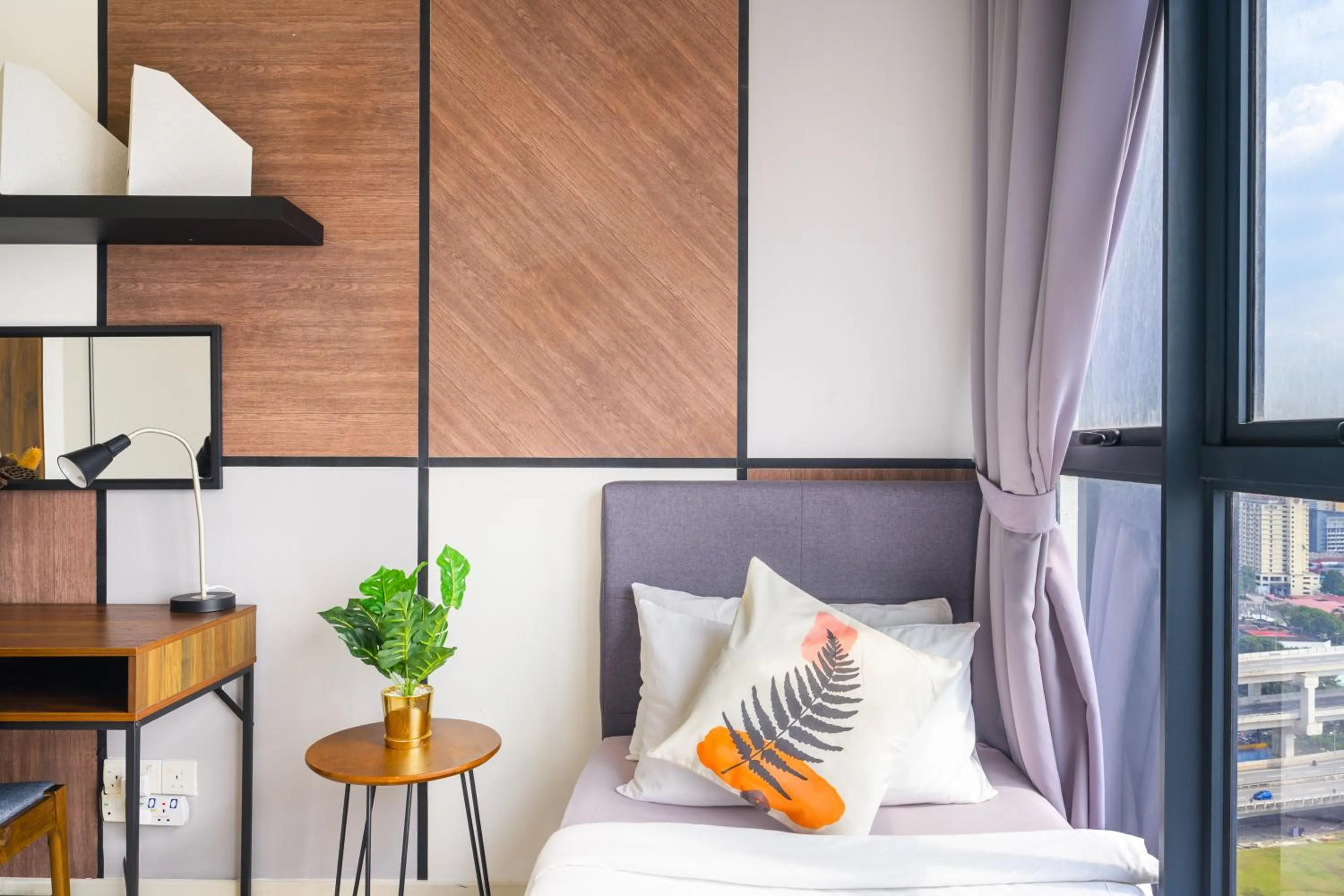 Bed in Greystone Continew Residensi