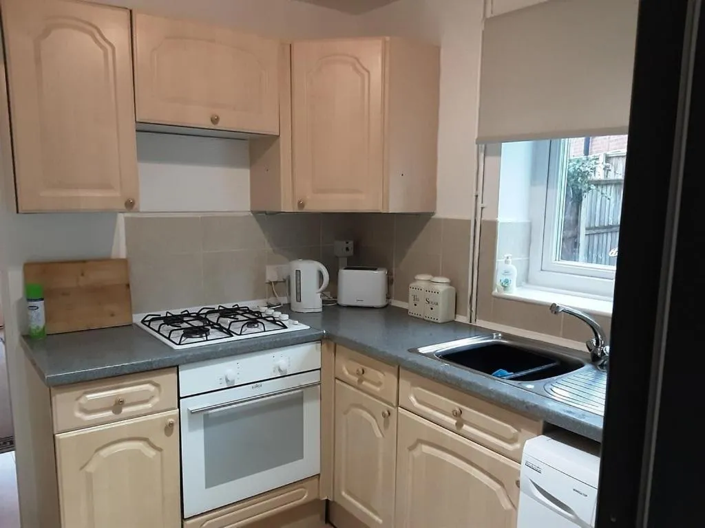 Vacation Home in Semi Rural House - Stay 7 - Pet - Parking - Garden