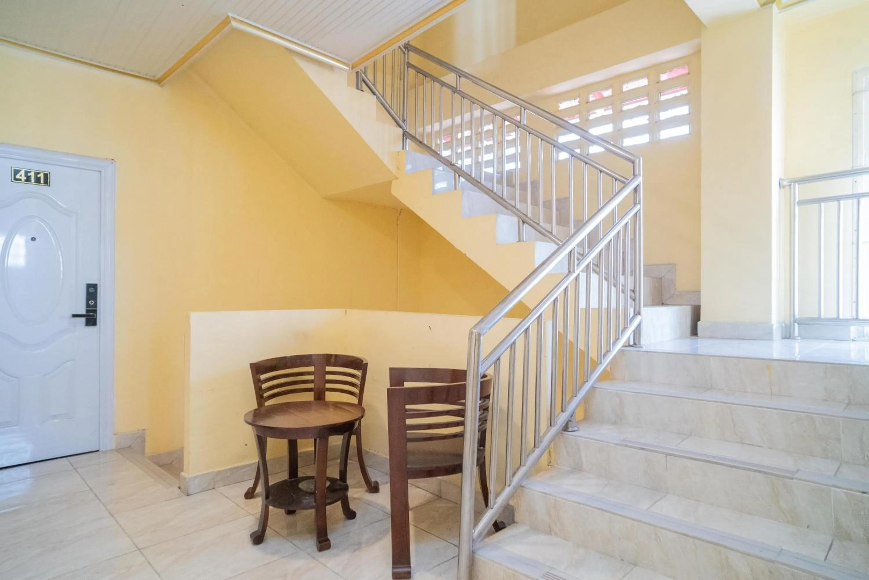 RedDoorz Plus Syariah near Pasar Turi