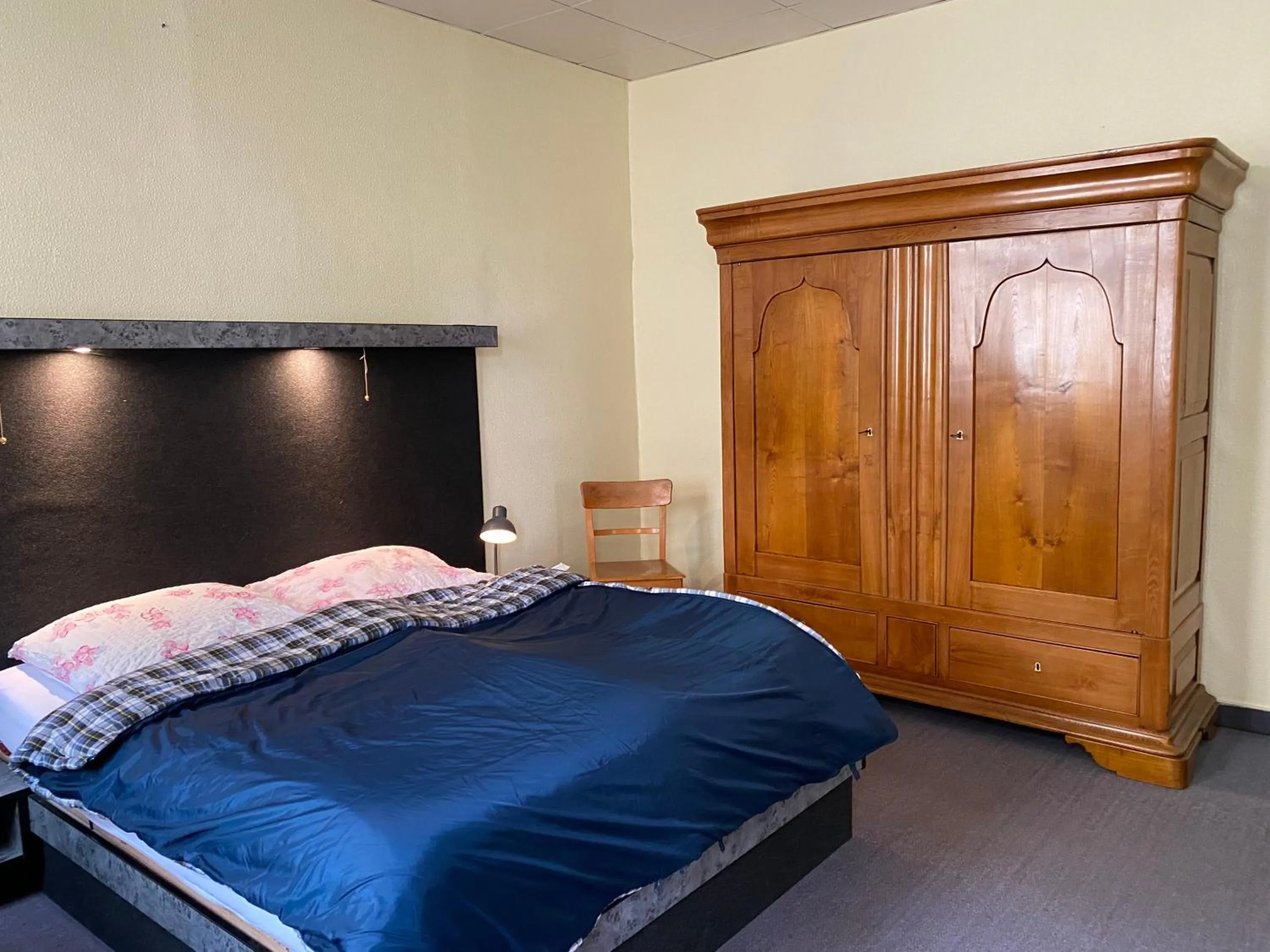 Bedroom in norddeutscher Hof - Kutscherstation