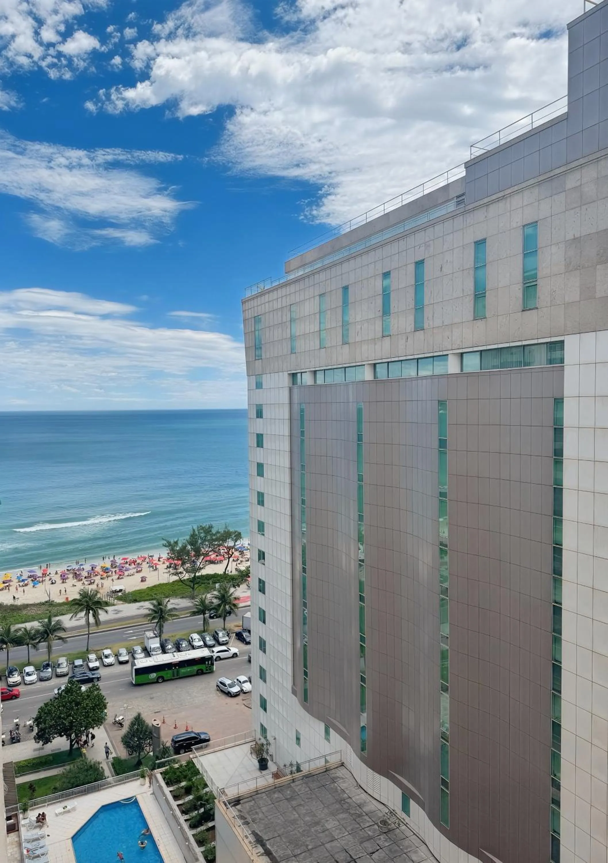 Pool view in Rental Home Barra Palace Vista para o mar