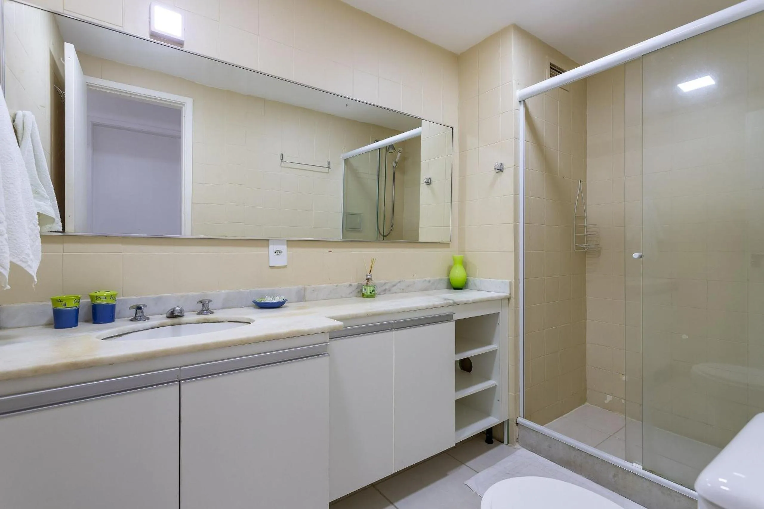 Shower in Rental Home Barra Palace Vista para o mar