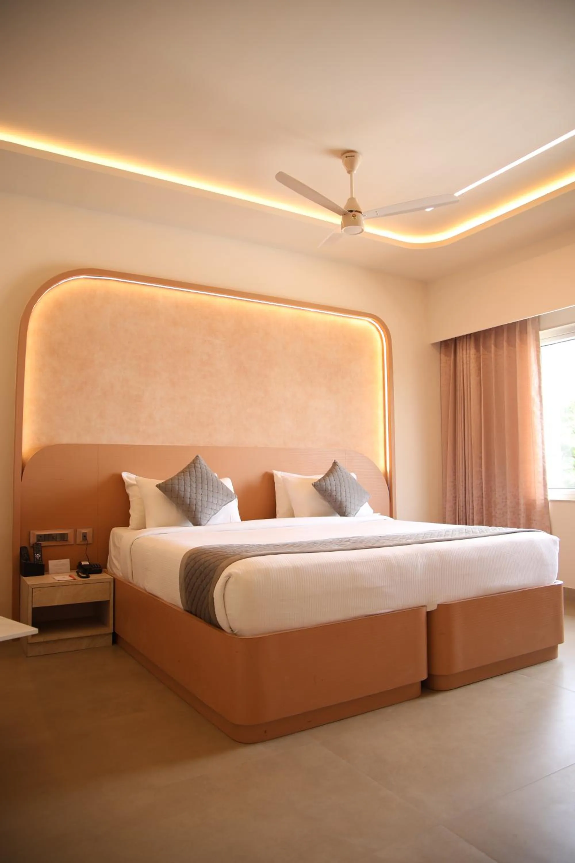 RATHNA RESIDENCY