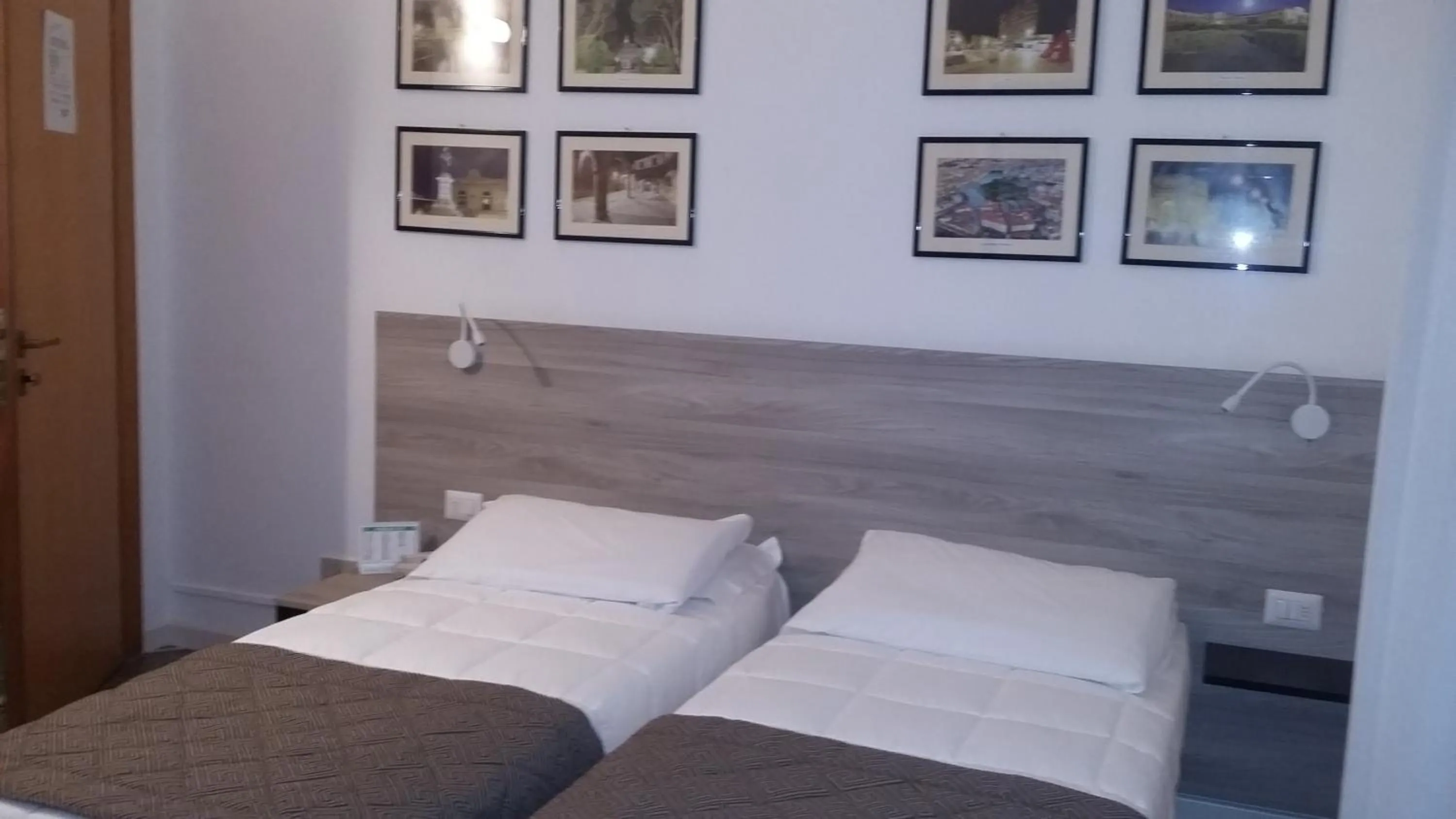 Photo of the whole room, Bed in Hotel Citta'