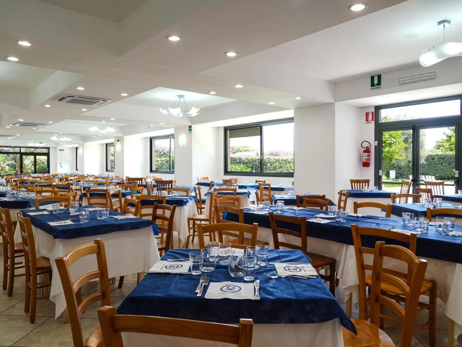 Restaurant/places to eat in GH Baraka Village