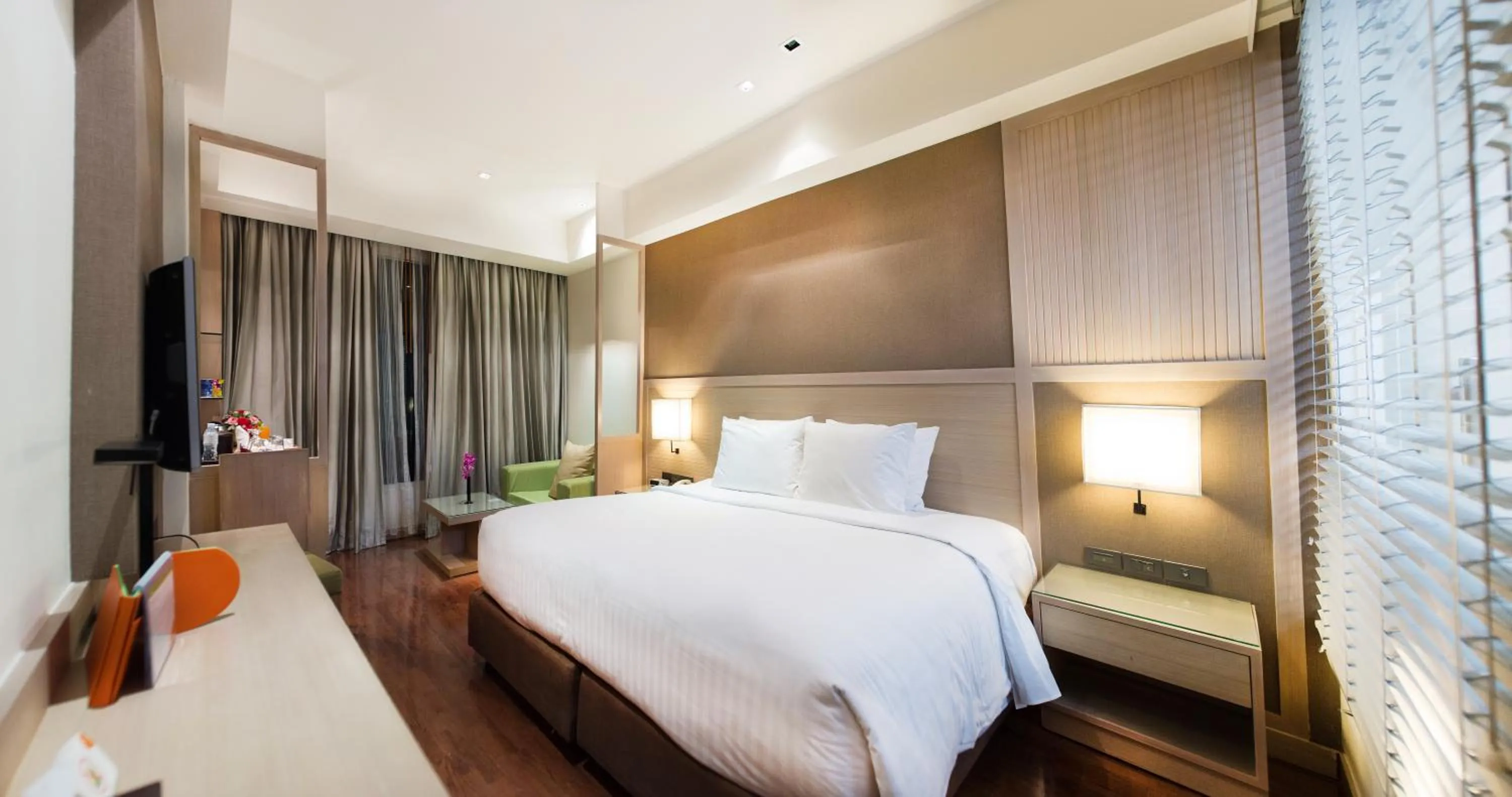 Bedroom, Bed in Signature Pattaya