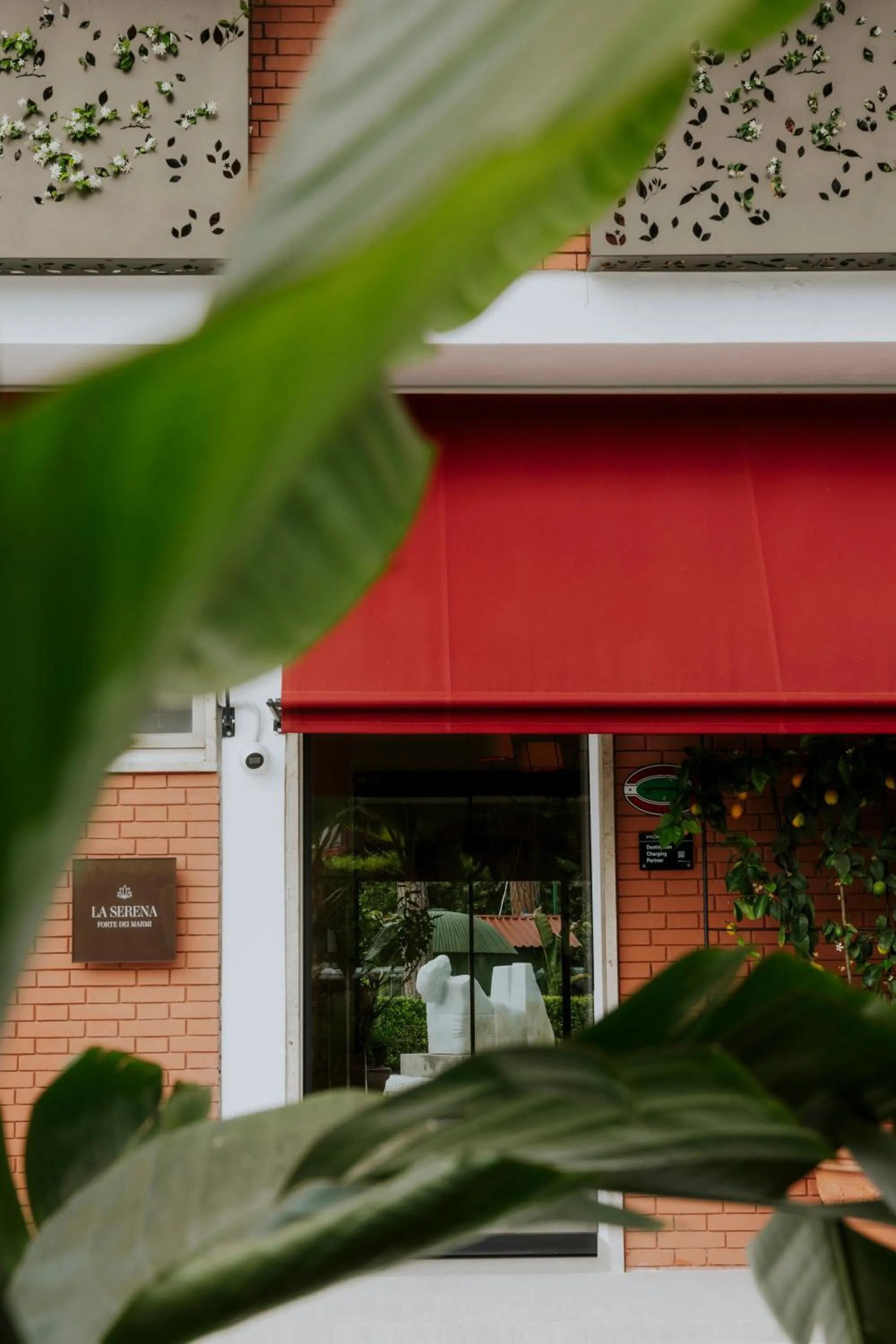 Property building in La Serena Hotel FDM