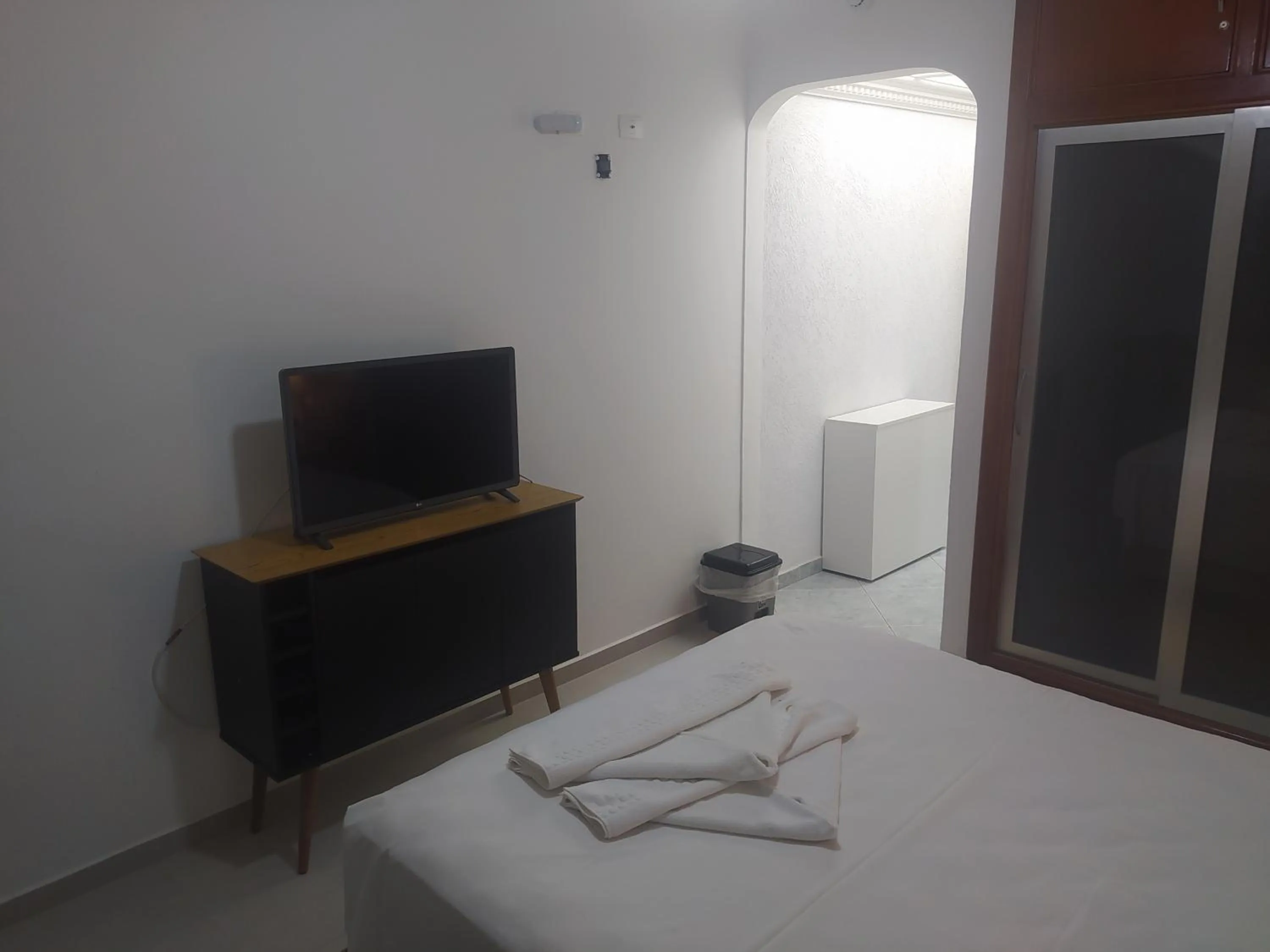 Bedroom, Bed in Cavalinho Branco