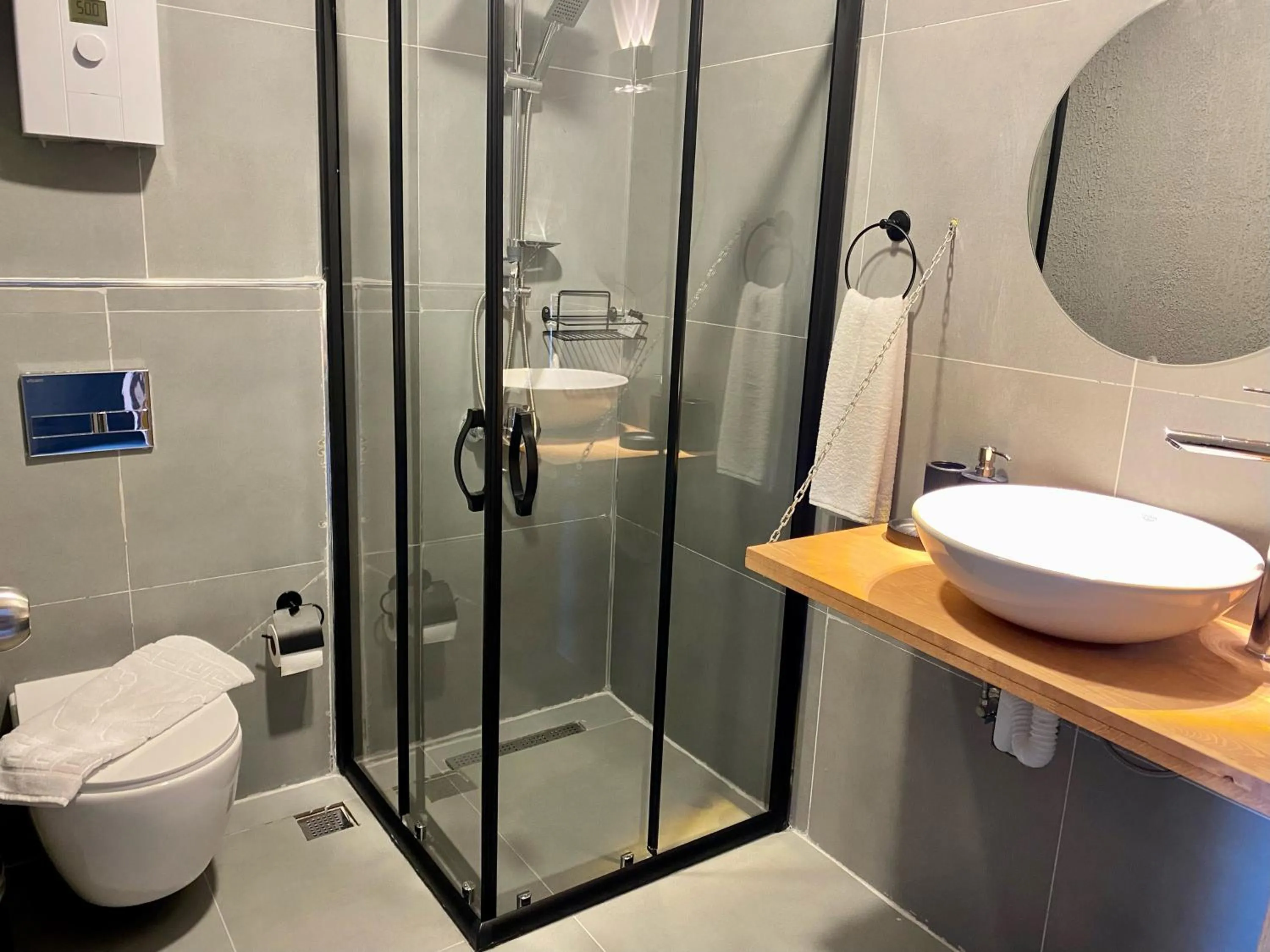 Shower in Castle Boutique Hotel Alanya