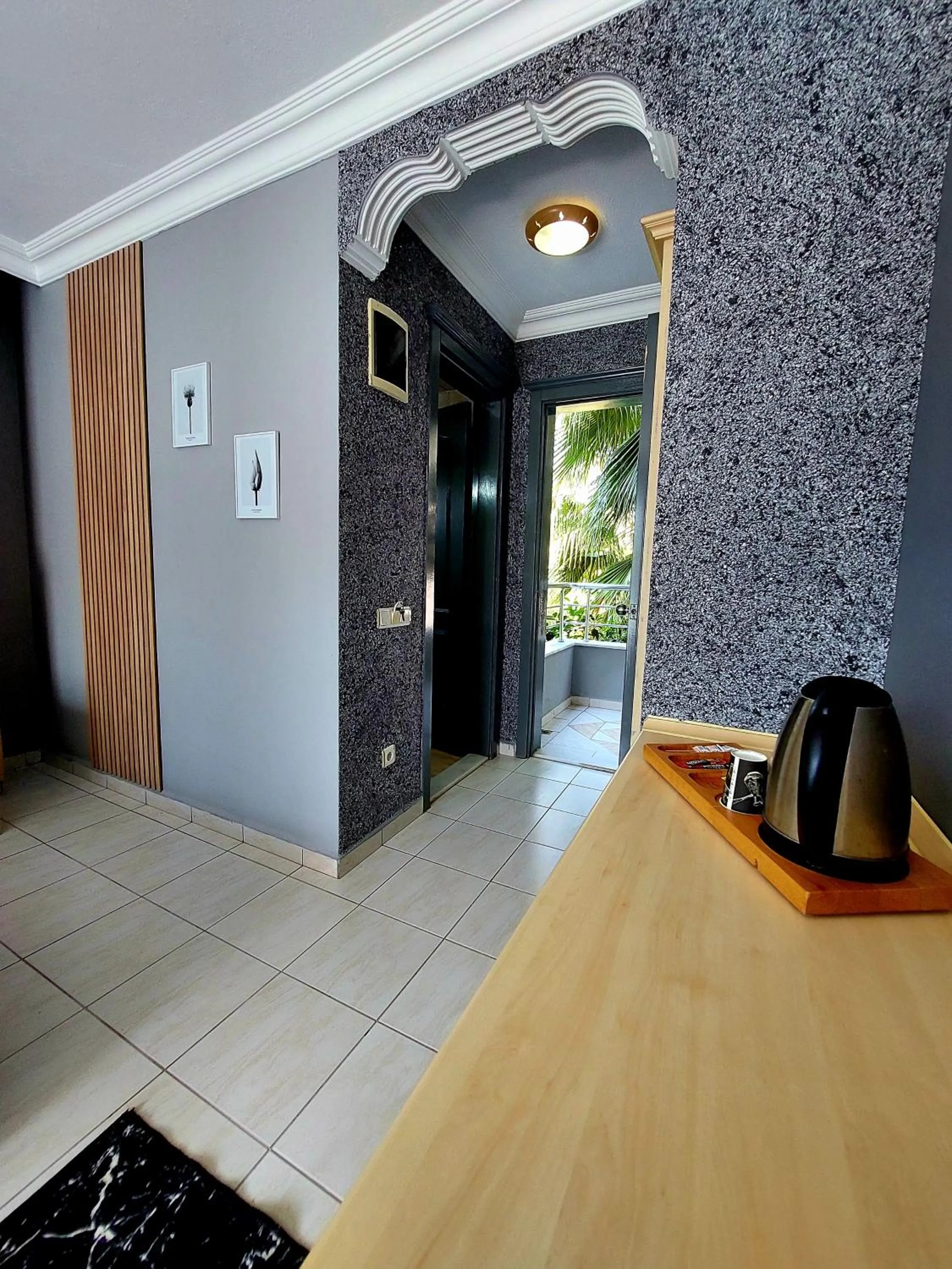 Coffee/tea facilities in Summer rose hotel