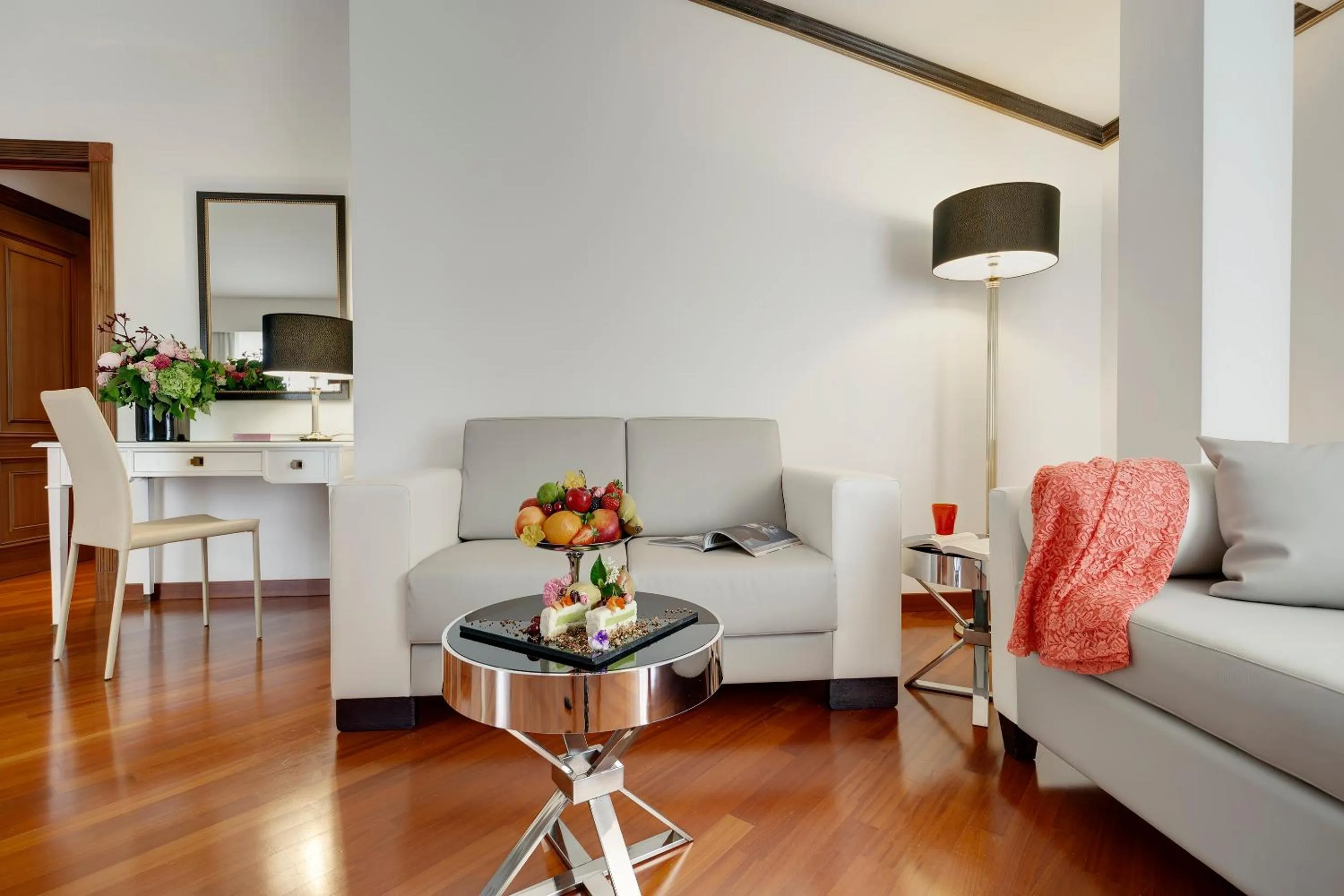 Living room in Meliá Milano