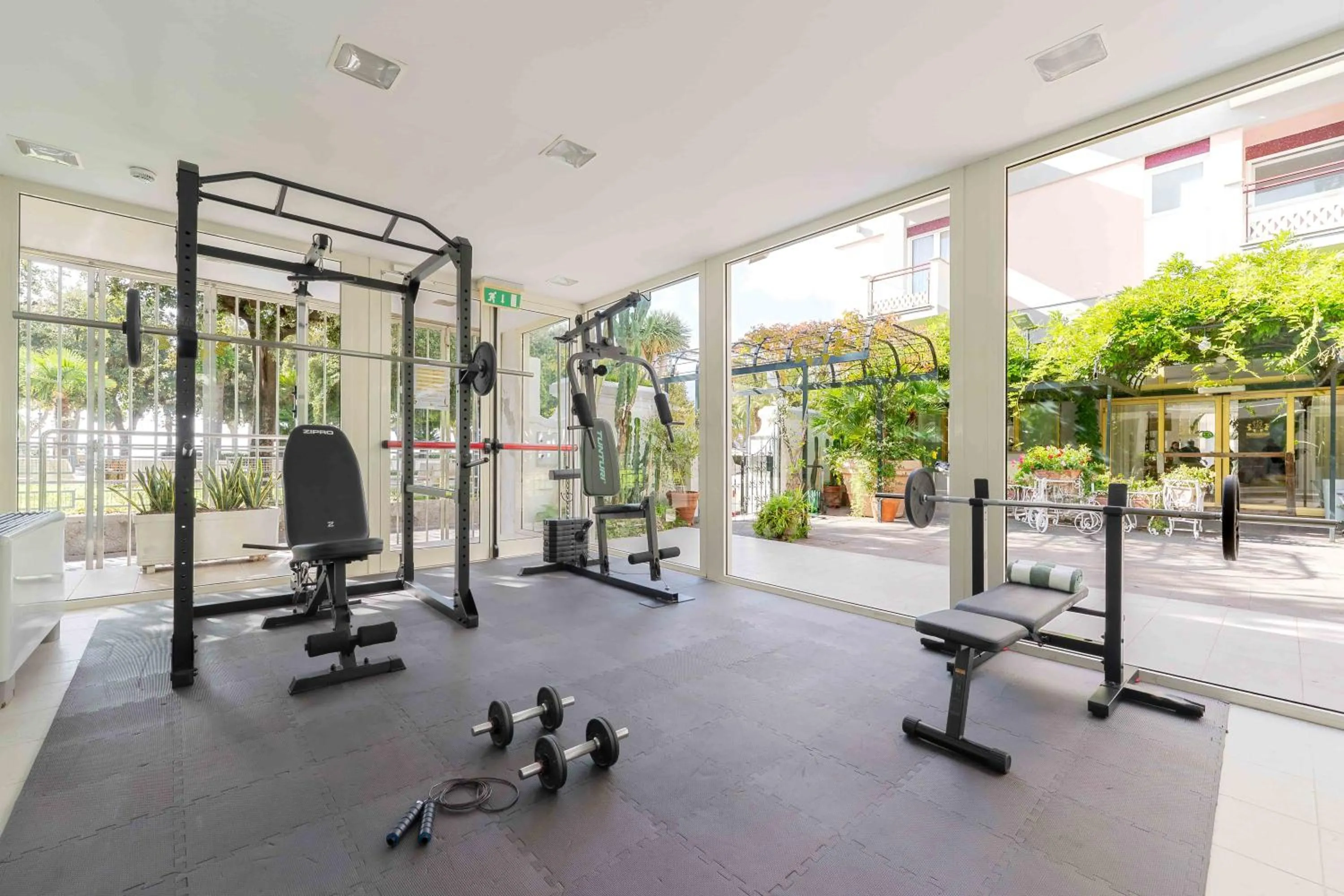 Fitness centre/facilities in Reginna Palace Hotel