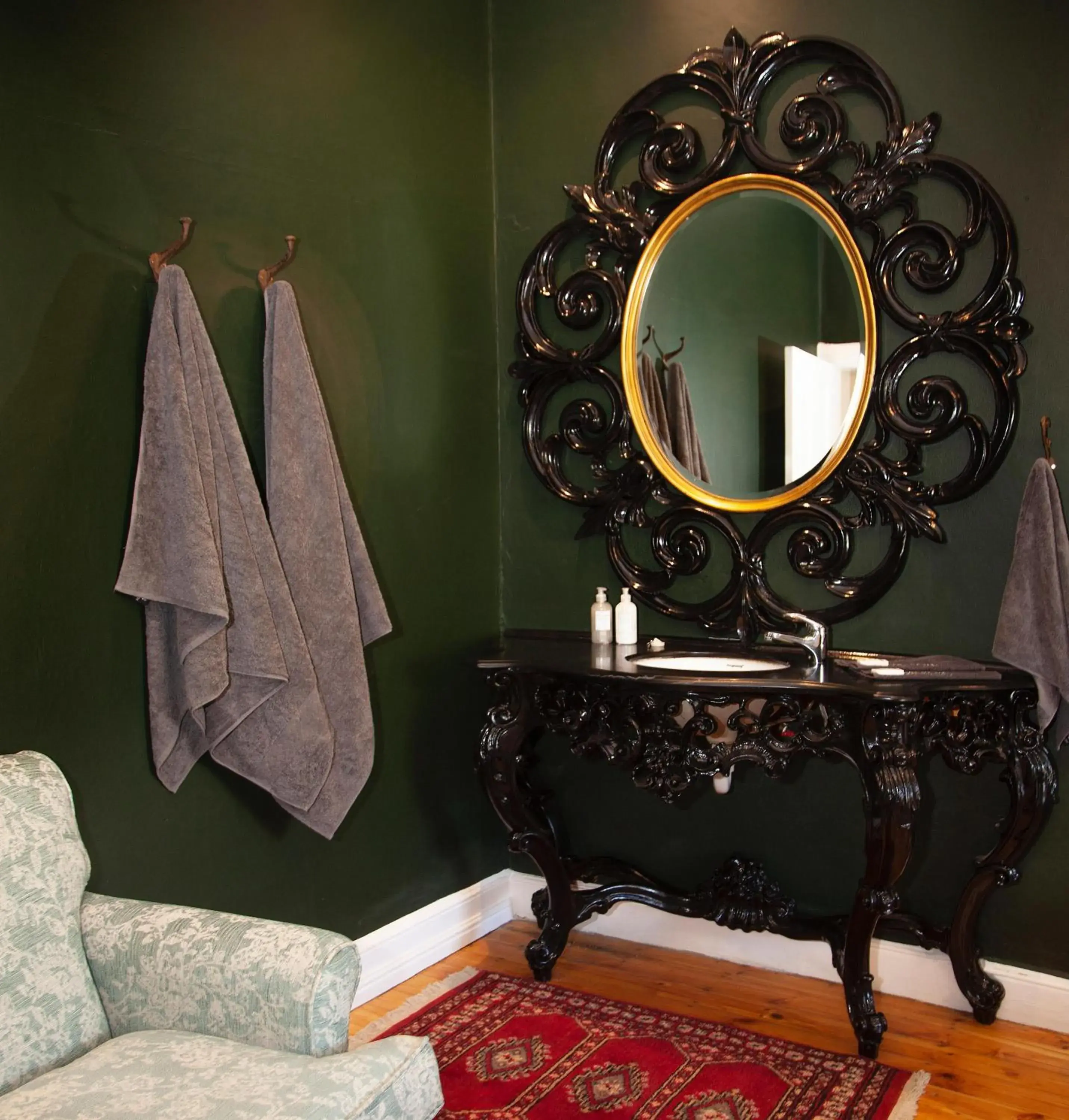 Deluxe King Studio - single occupancy in KAROO ART HOTEL 4 Star Deluxe King Studio - single occupancy in KAROO ART HOTEL 4 Star