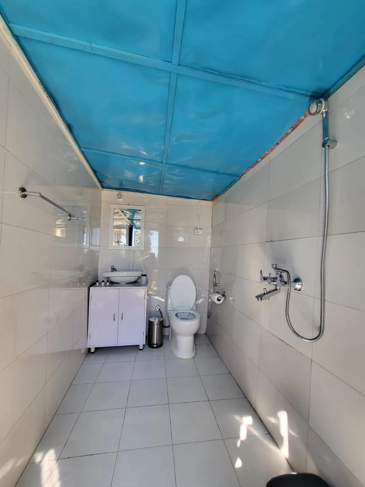 Shower in Kot Kailash Kumaon