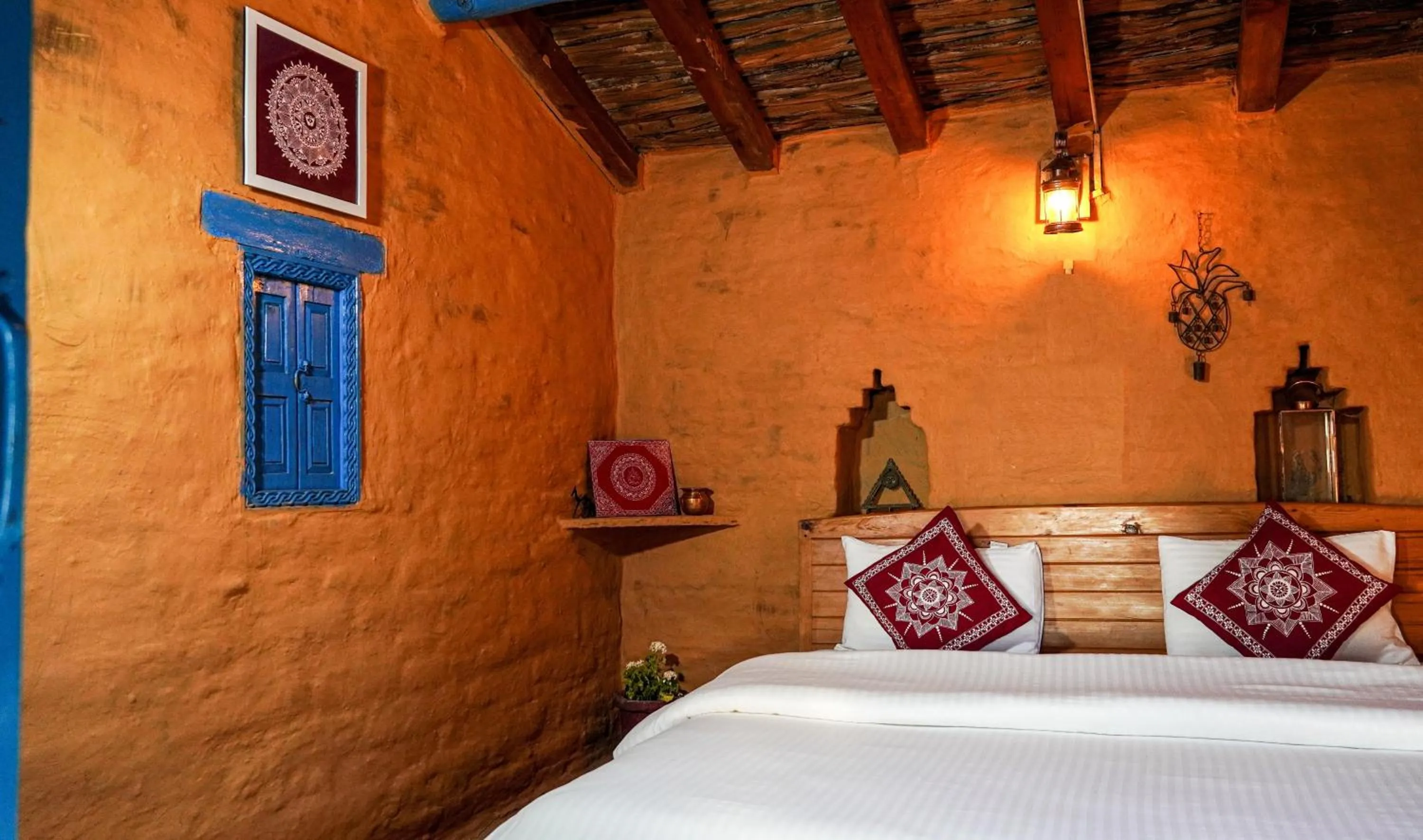 Bed in Kot Kailash Kumaon