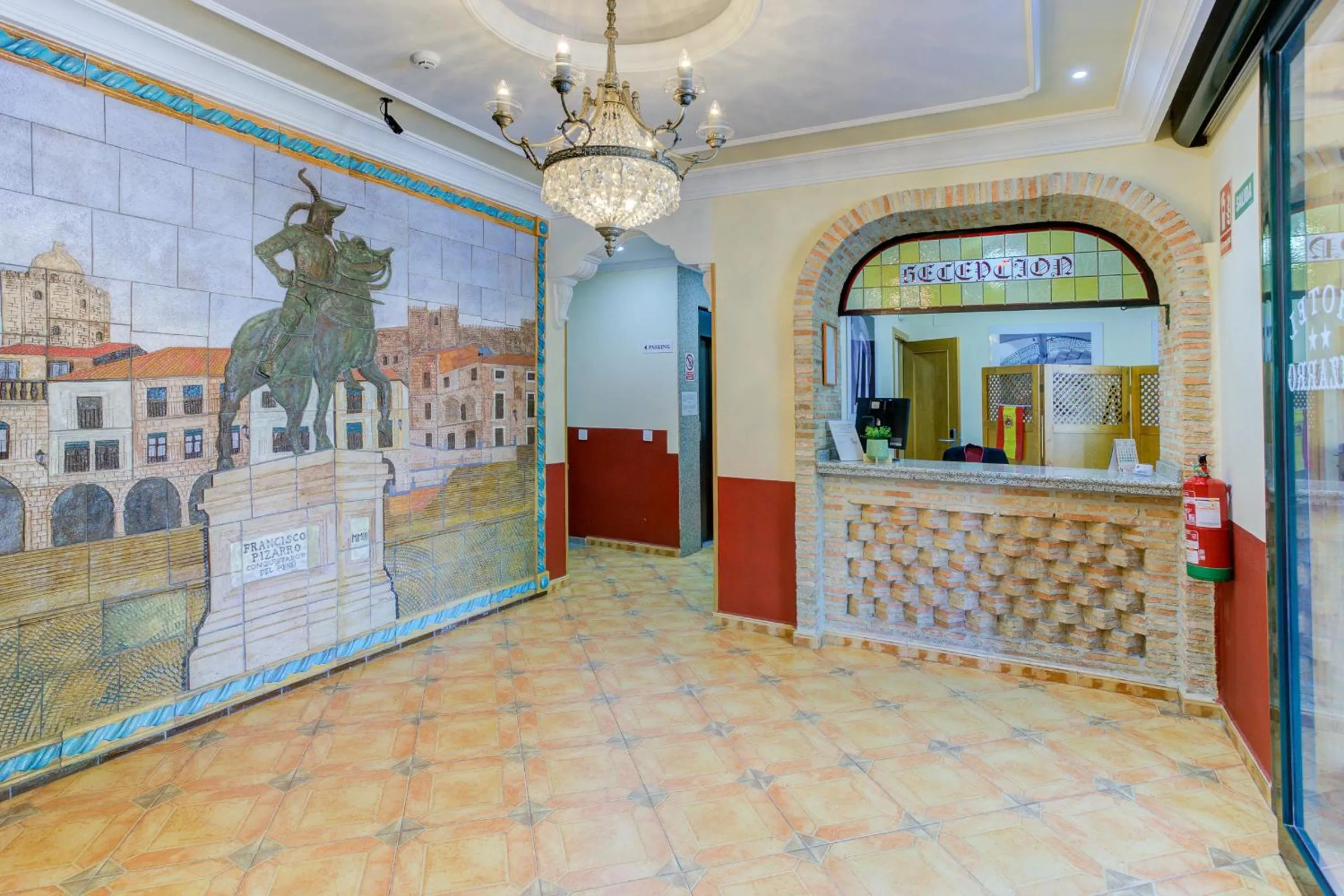 Property building in Hotel Pizarro