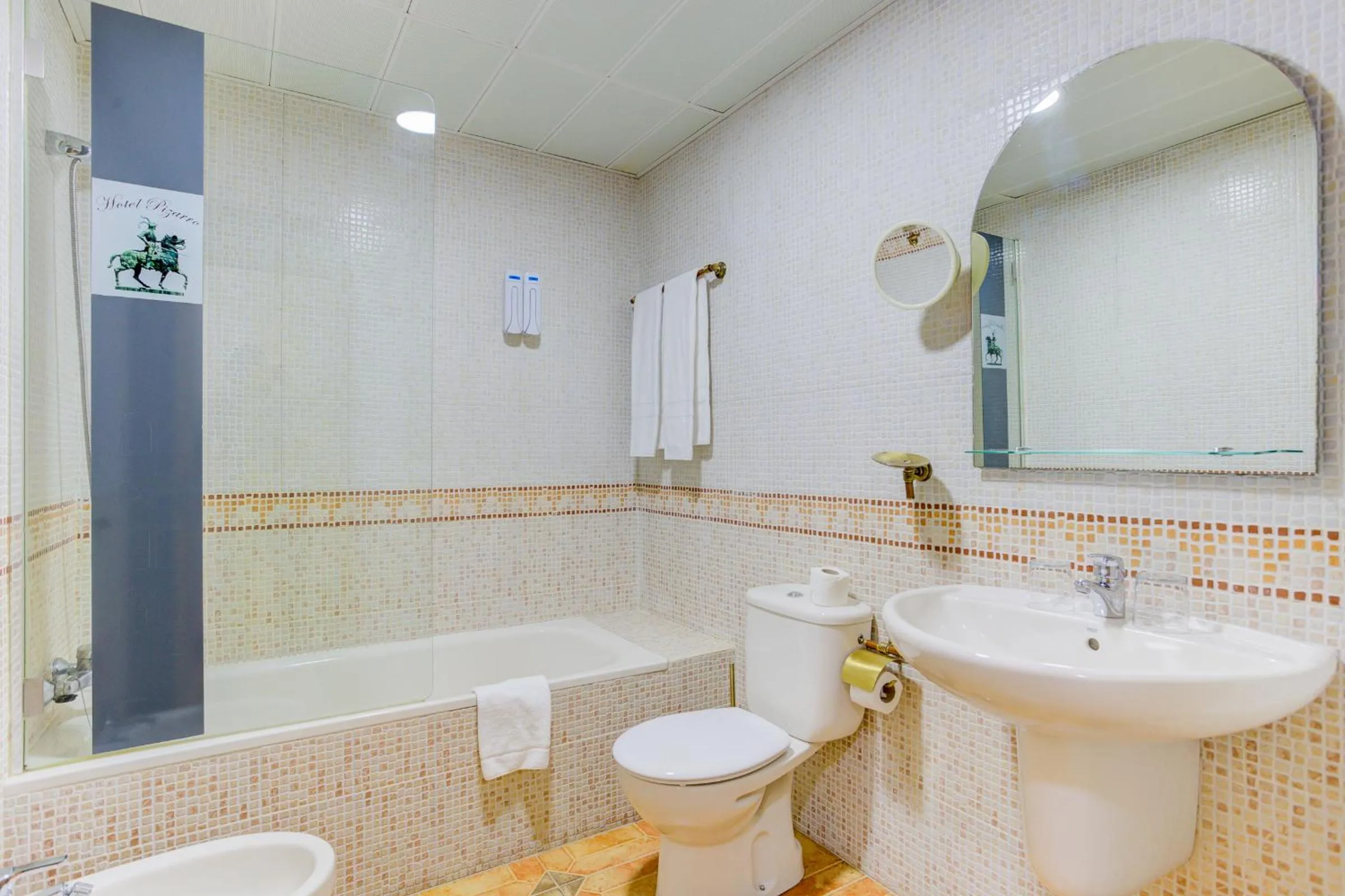 Bathroom in Hotel Pizarro