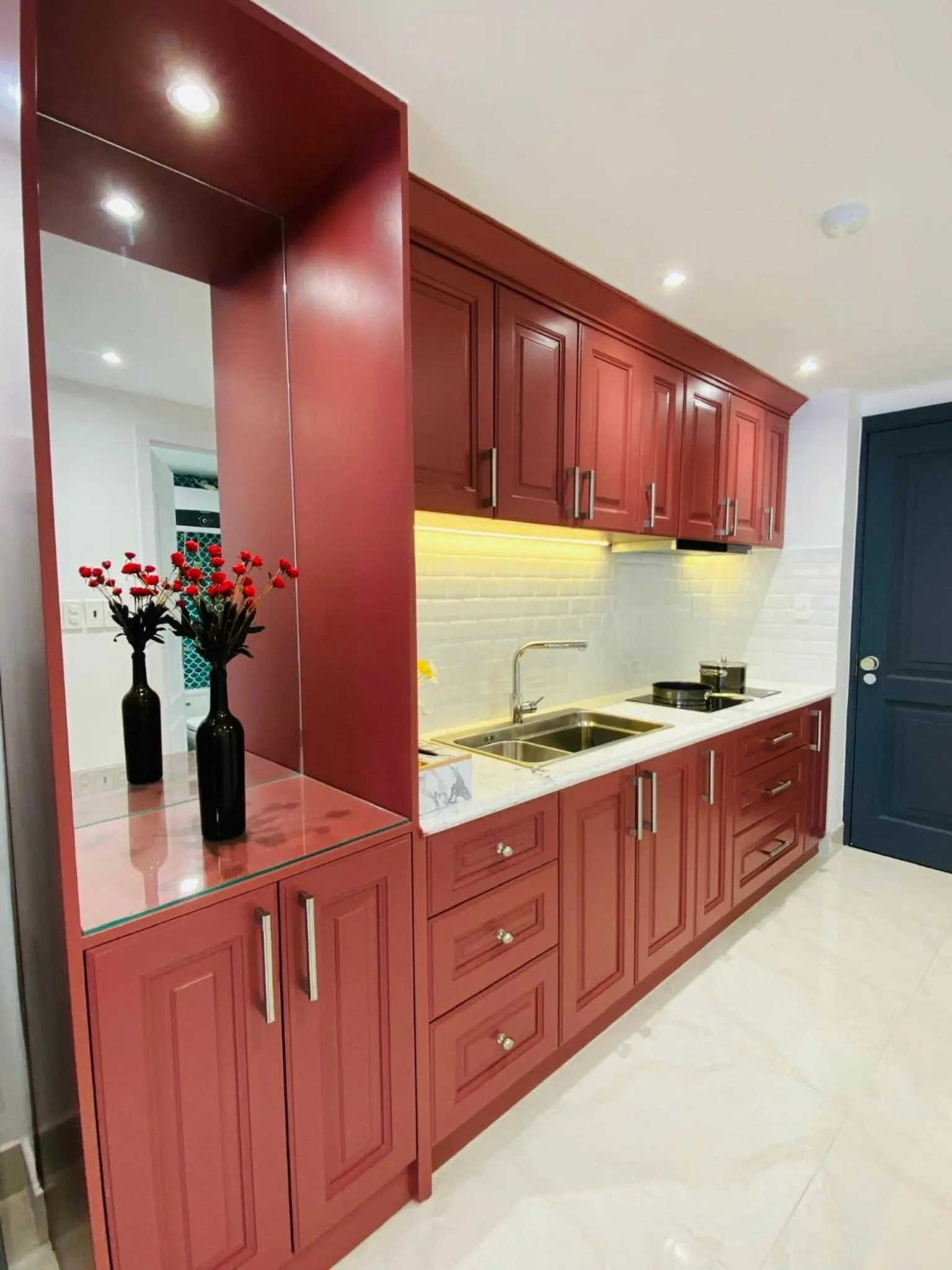 Kitchen or kitchenette in BBKISS Apartments & Hotel