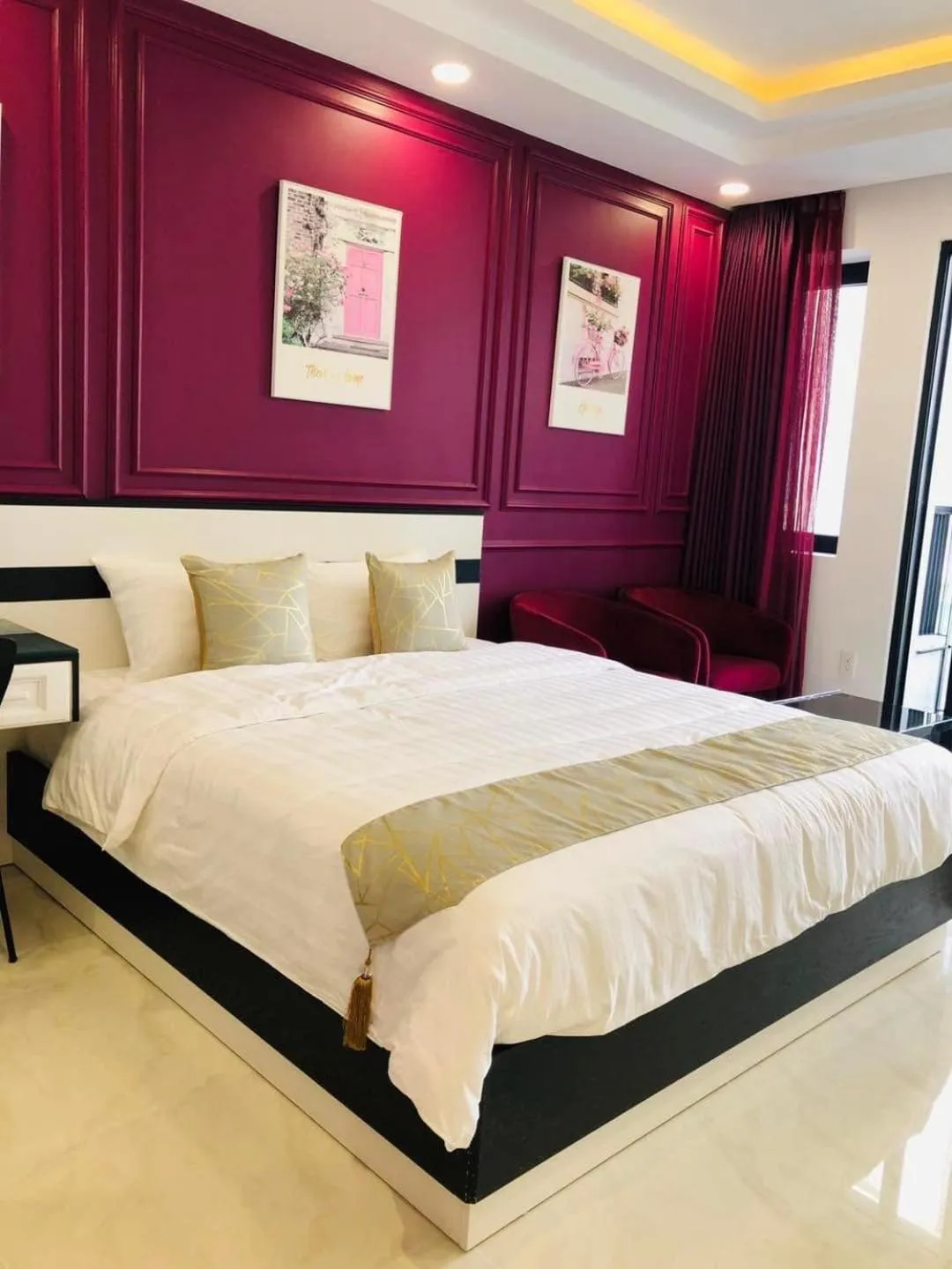 Bed in BBKISS Apartments & Hotel