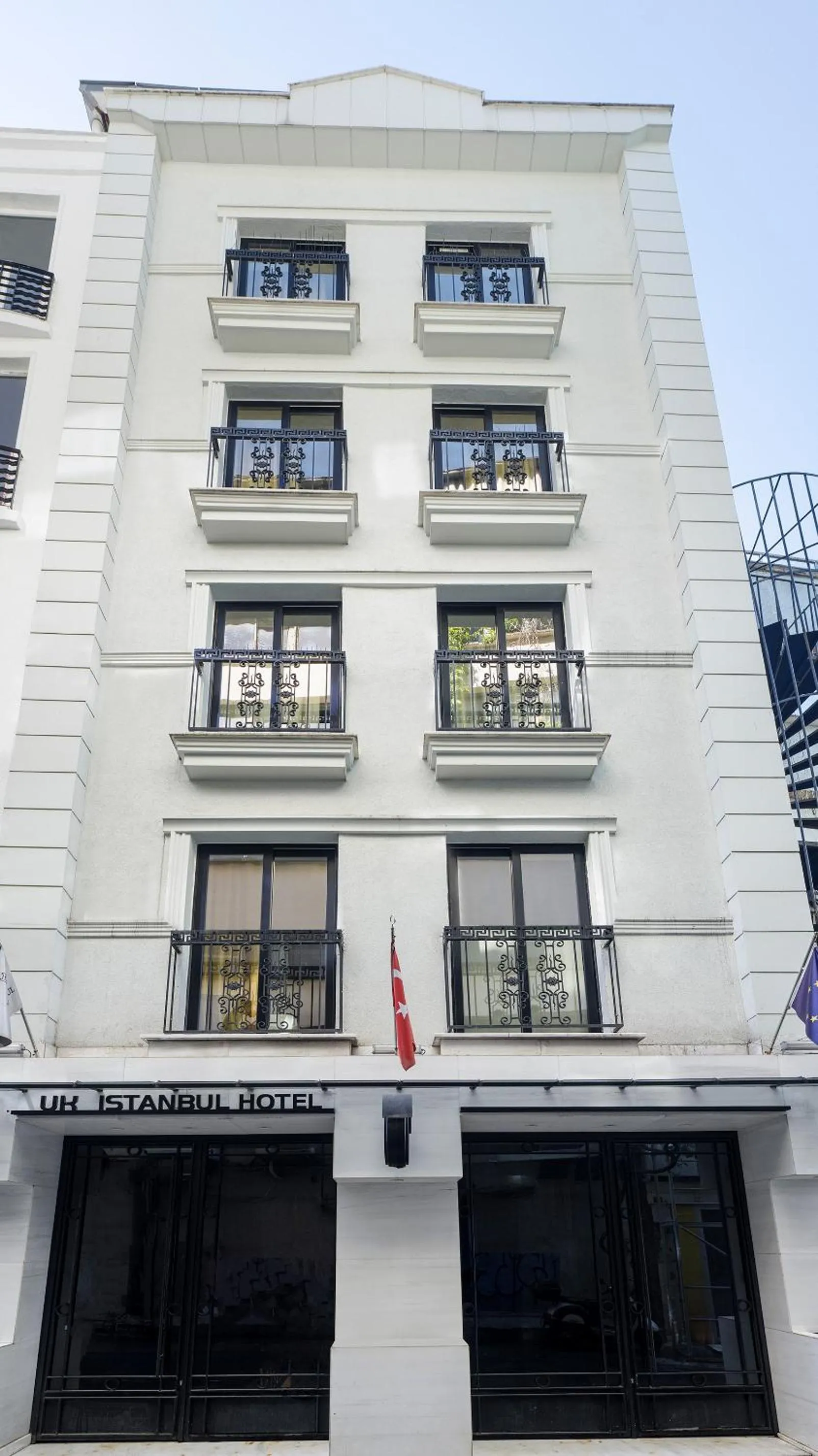 Property building in UK HOTEL İSTANBUL