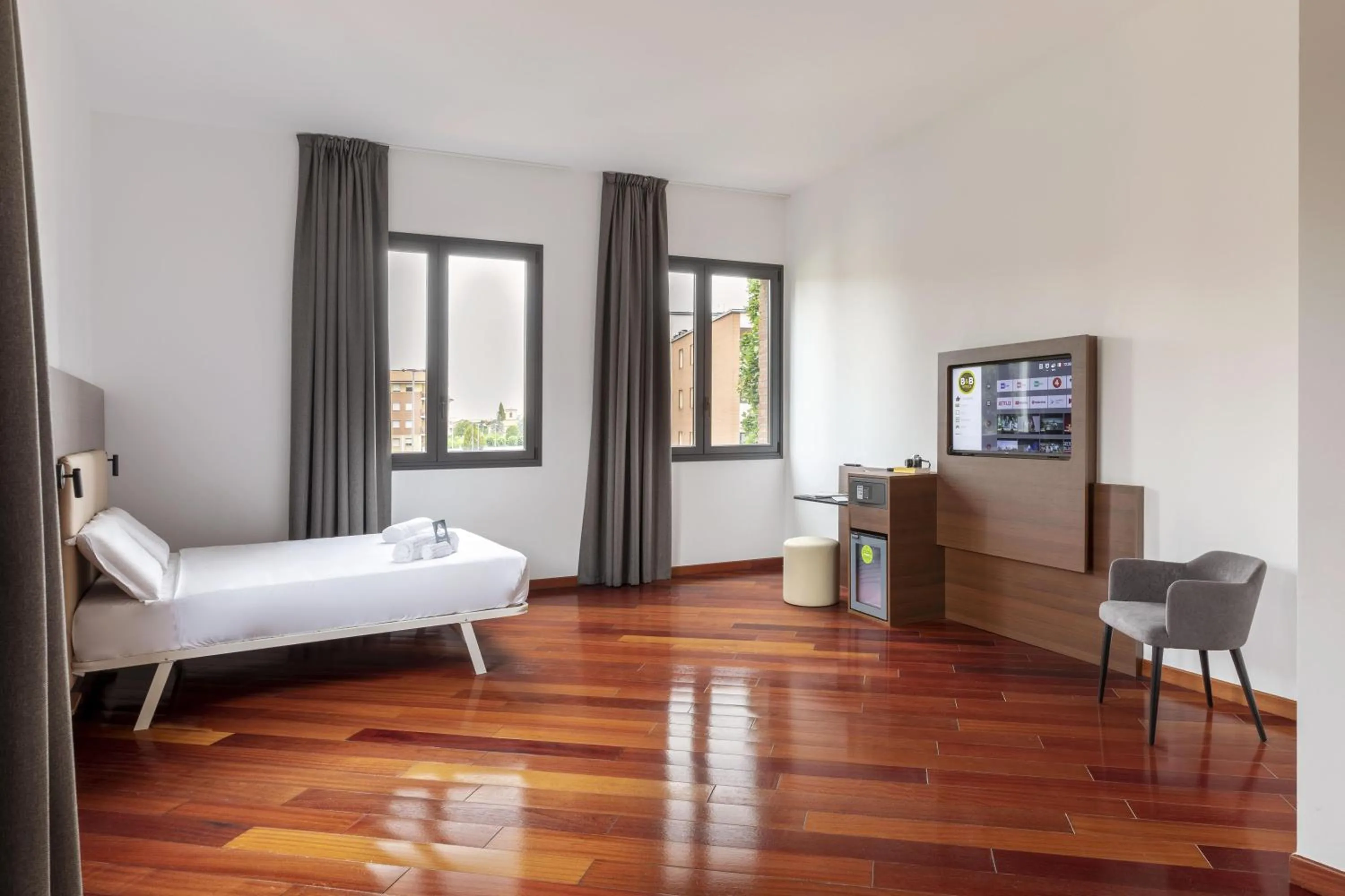 Photo of the whole room, Bed in B&B Hotel Sassuolo