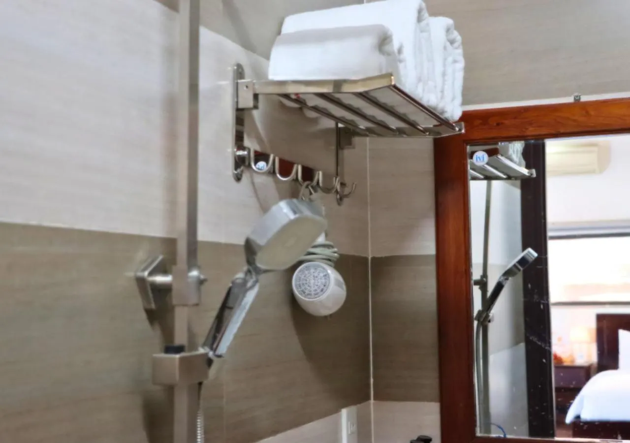 Shower in Sontra Sea Hotel