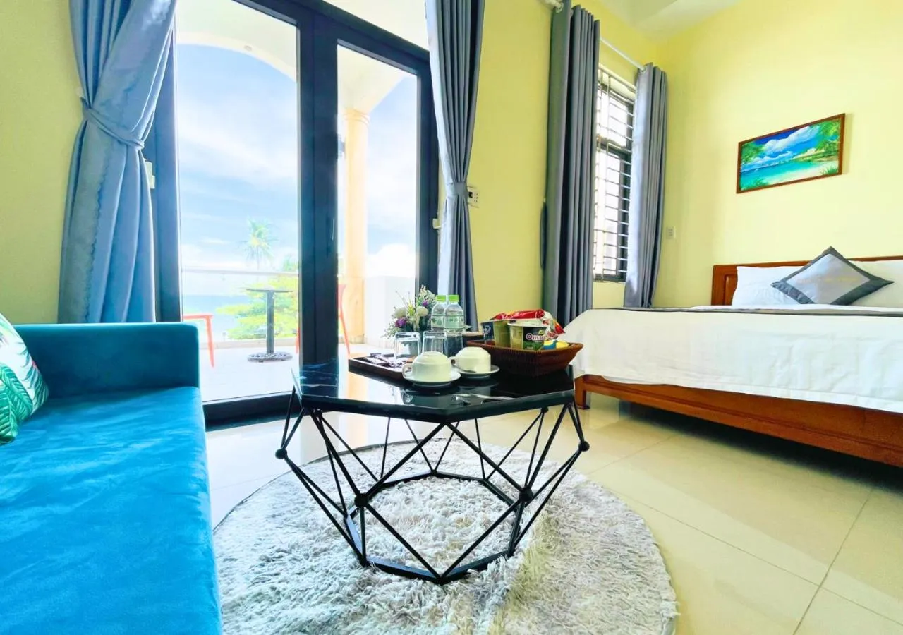 Living room, Bed in Sontra Sea Hotel