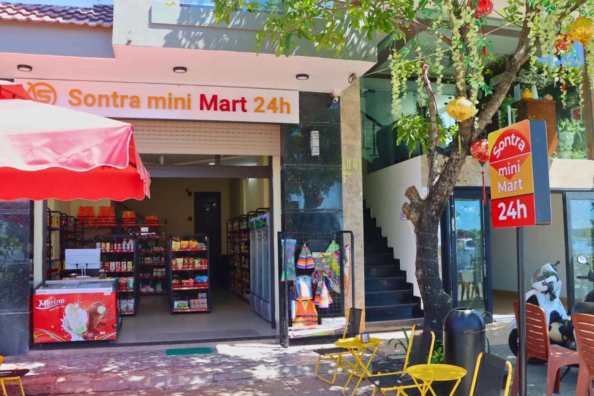 Supermarket/grocery shop in Sontra Sea Hotel