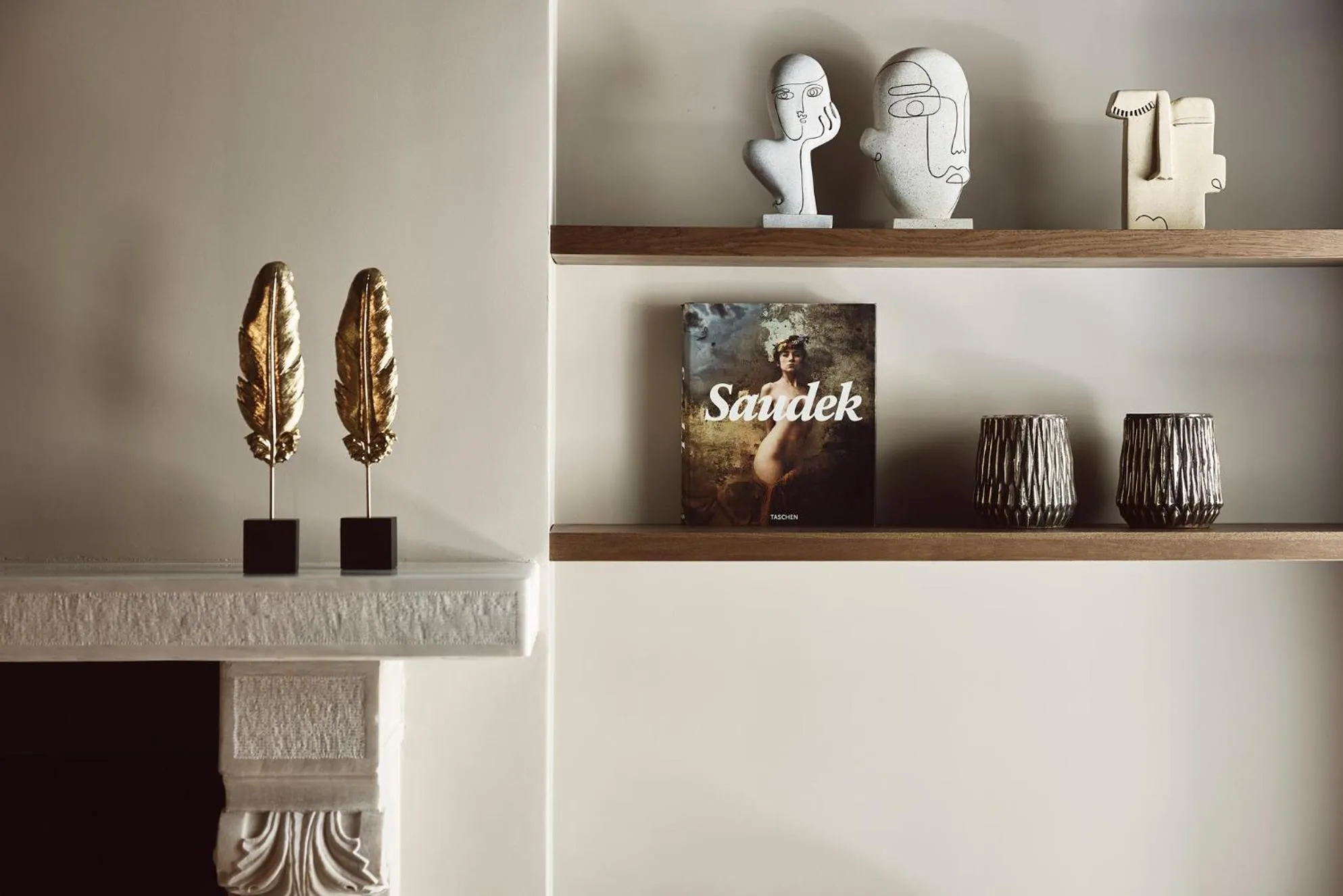 Decorative detail in Cama Luxury Suites Glyfada